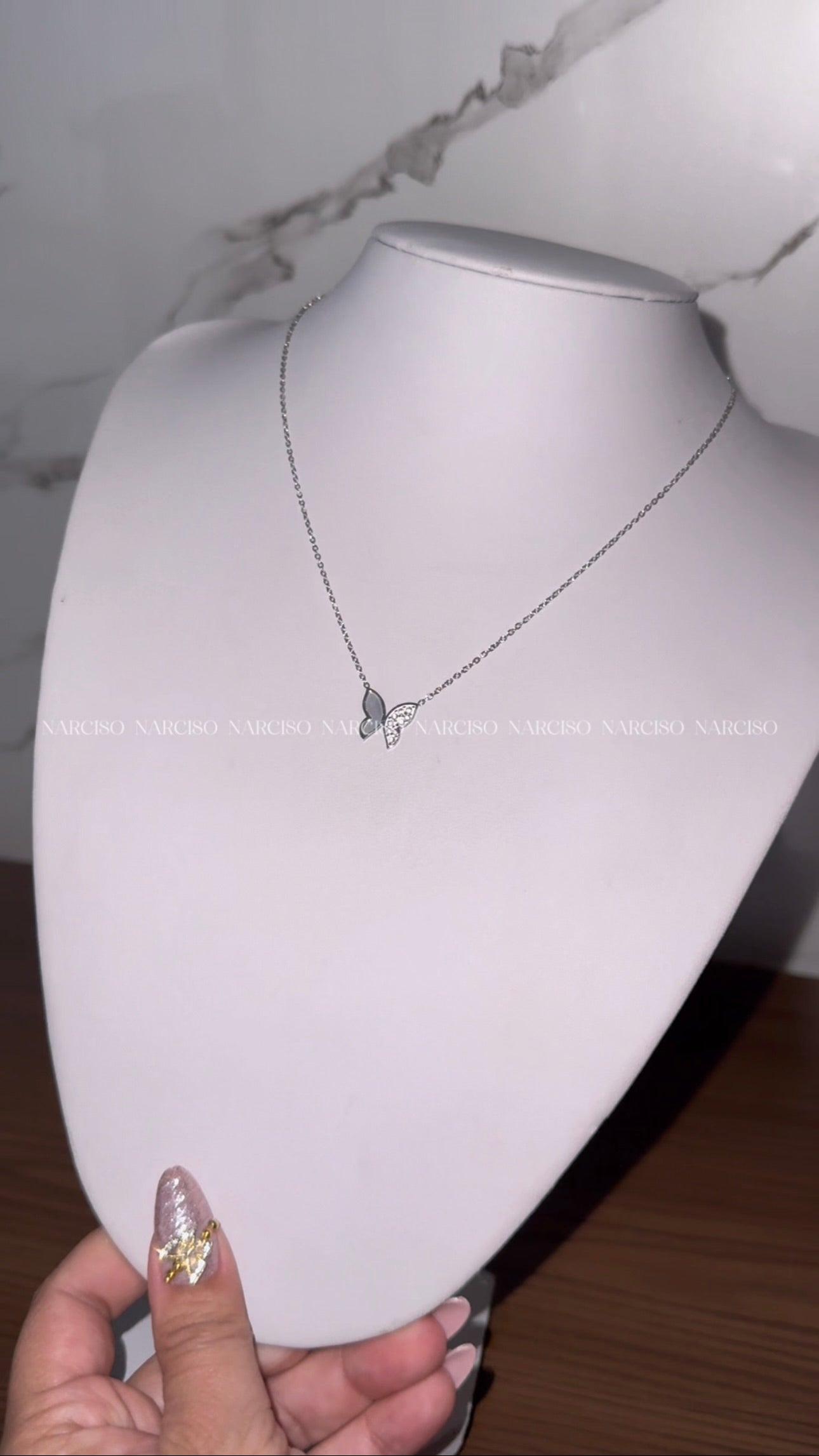 Collar y pulsera mariposas plateado