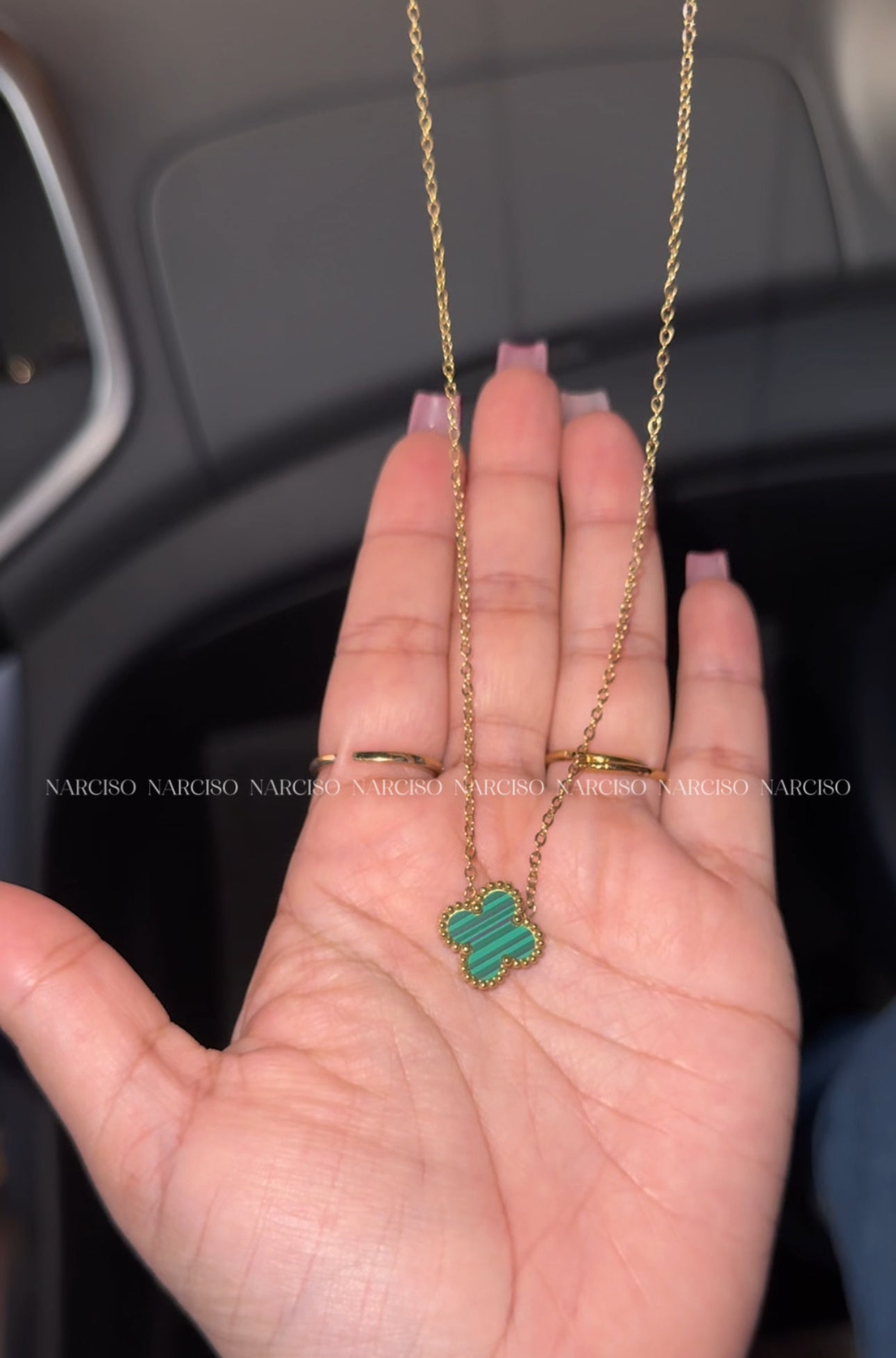 Collar y pulsera VC verde