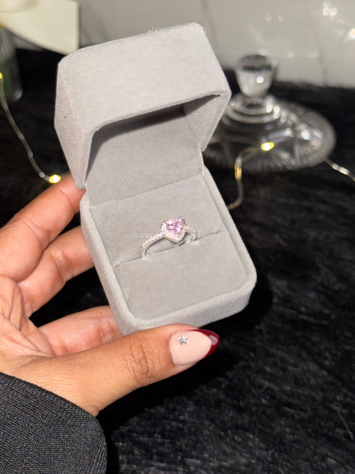Plateado con rosa