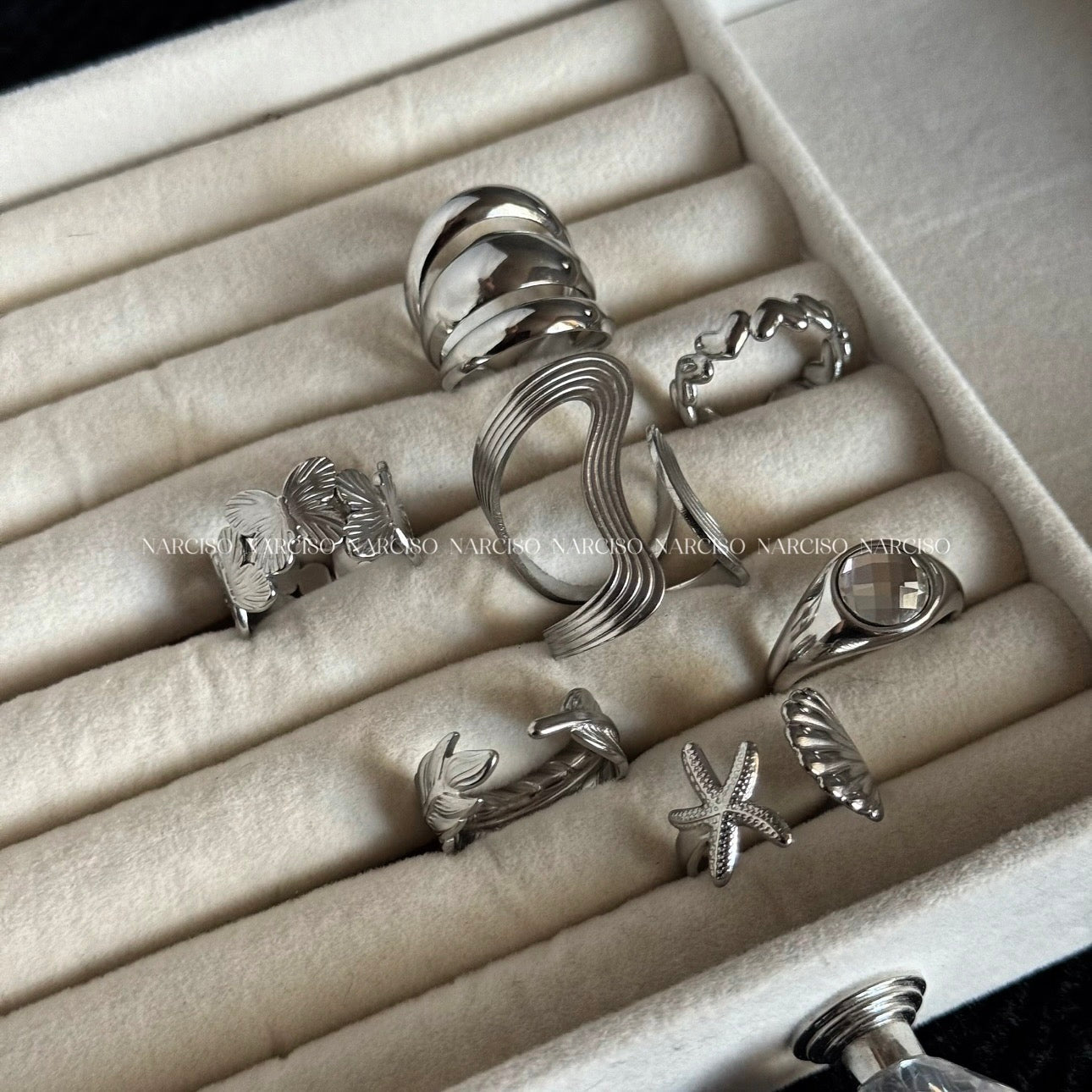 Anillo corazones plateado