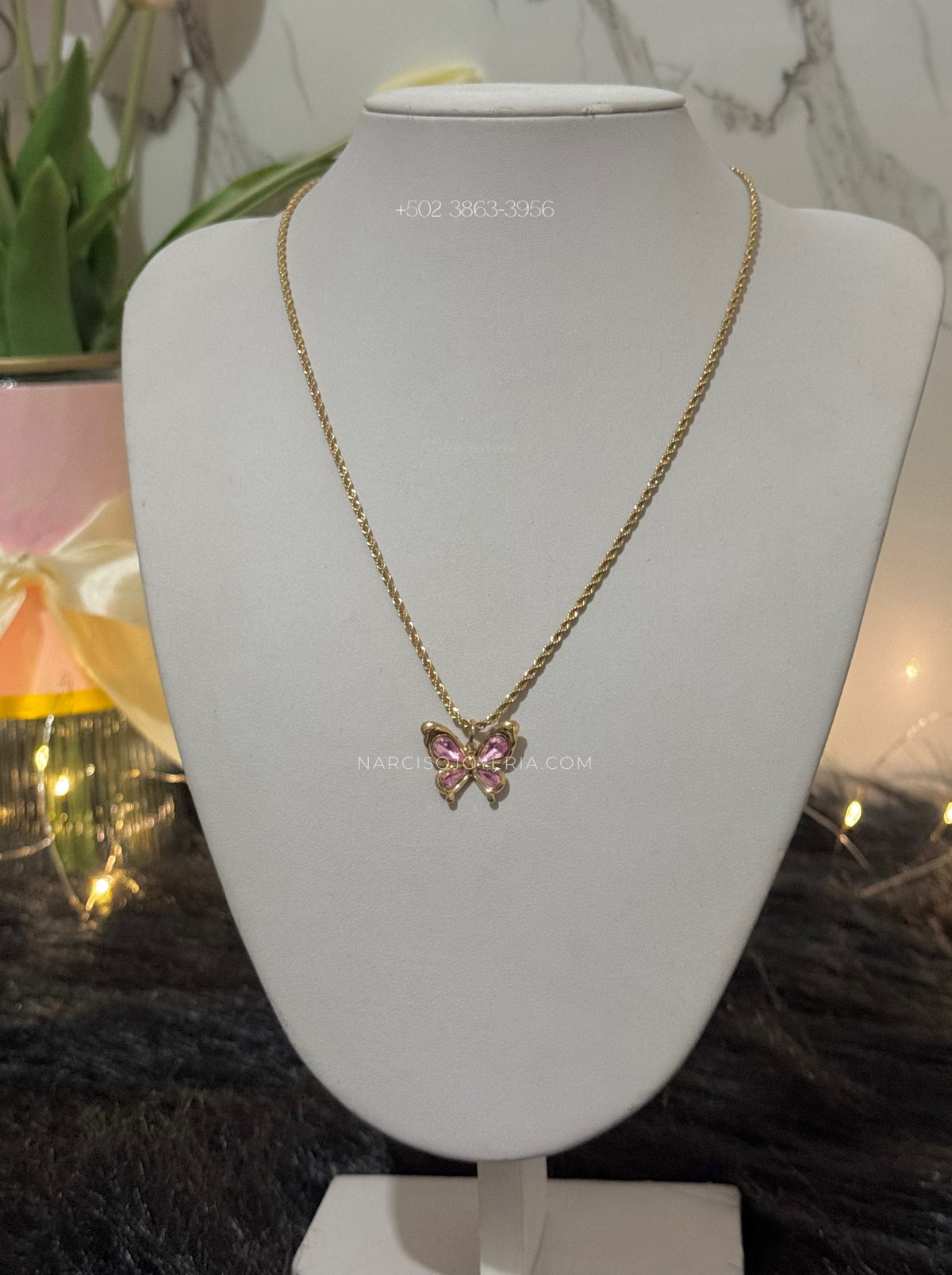 Mariposa rosa