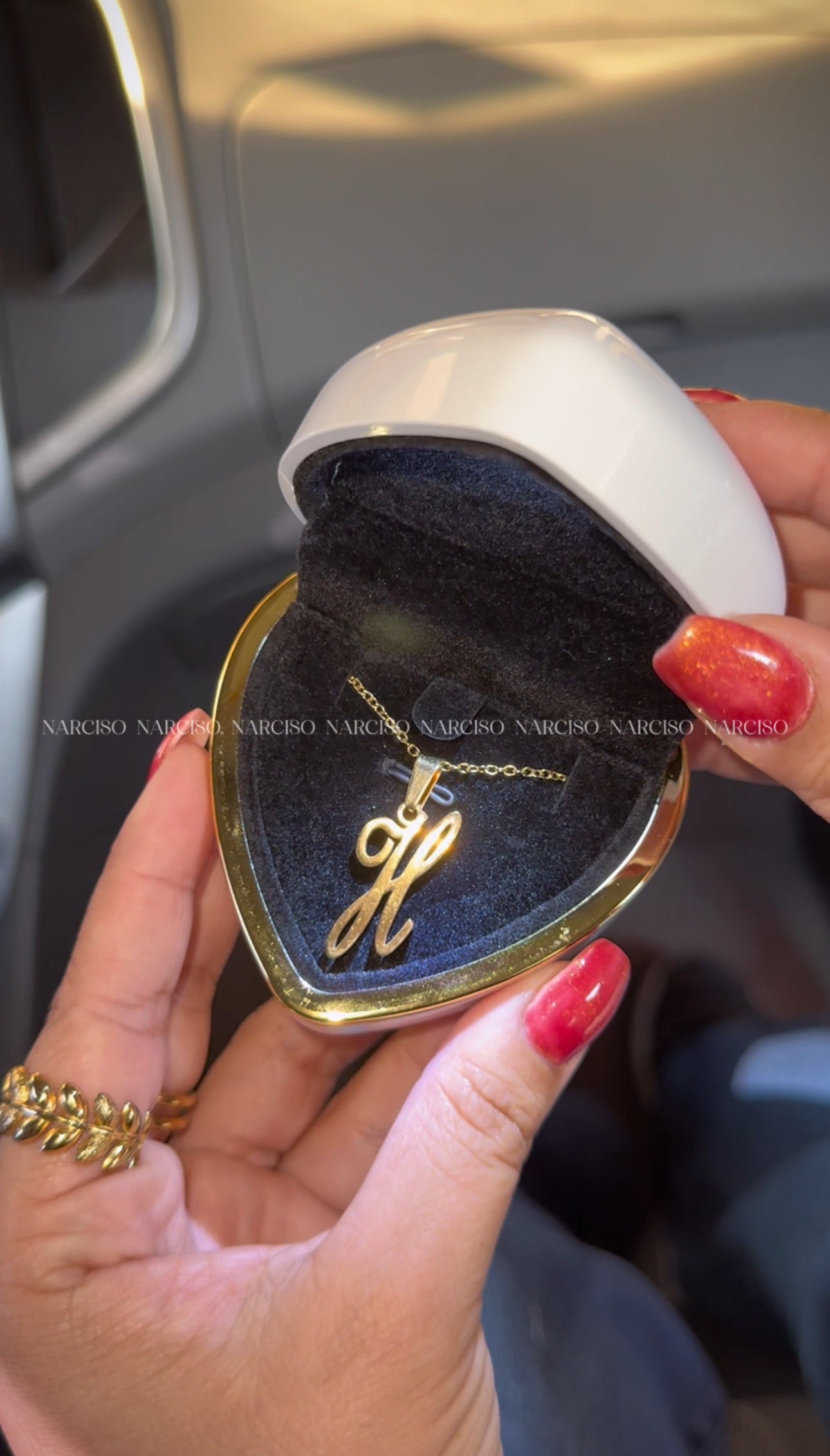 Joyero corazón blanco para collar