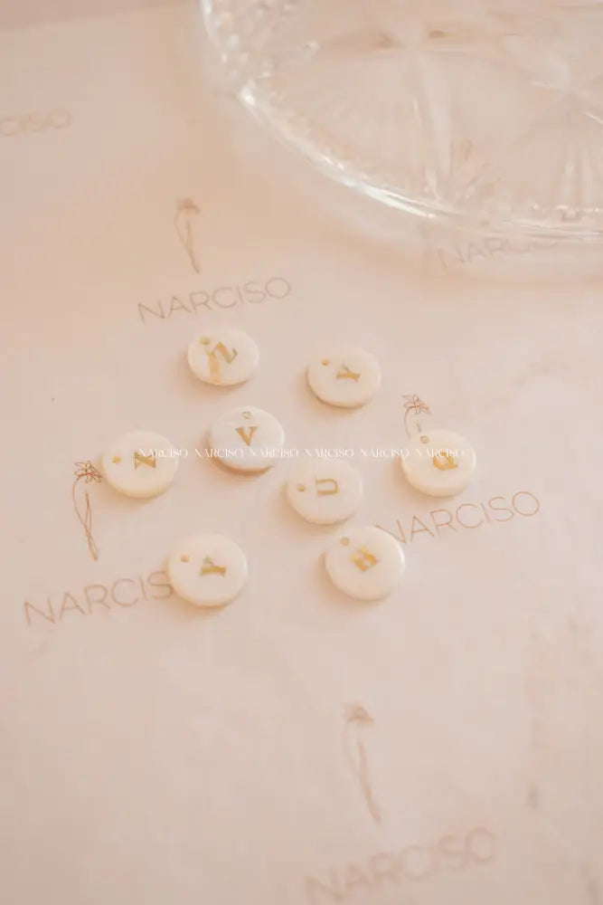 Concha Nácar Blanca Collar