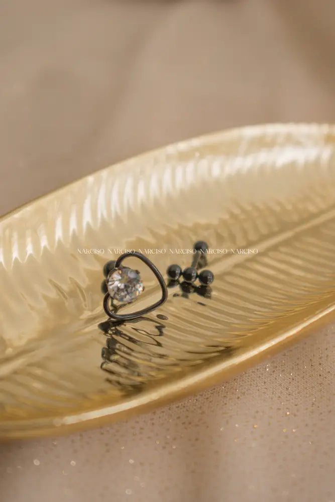 Corazón Con Circonia Negro Piercings