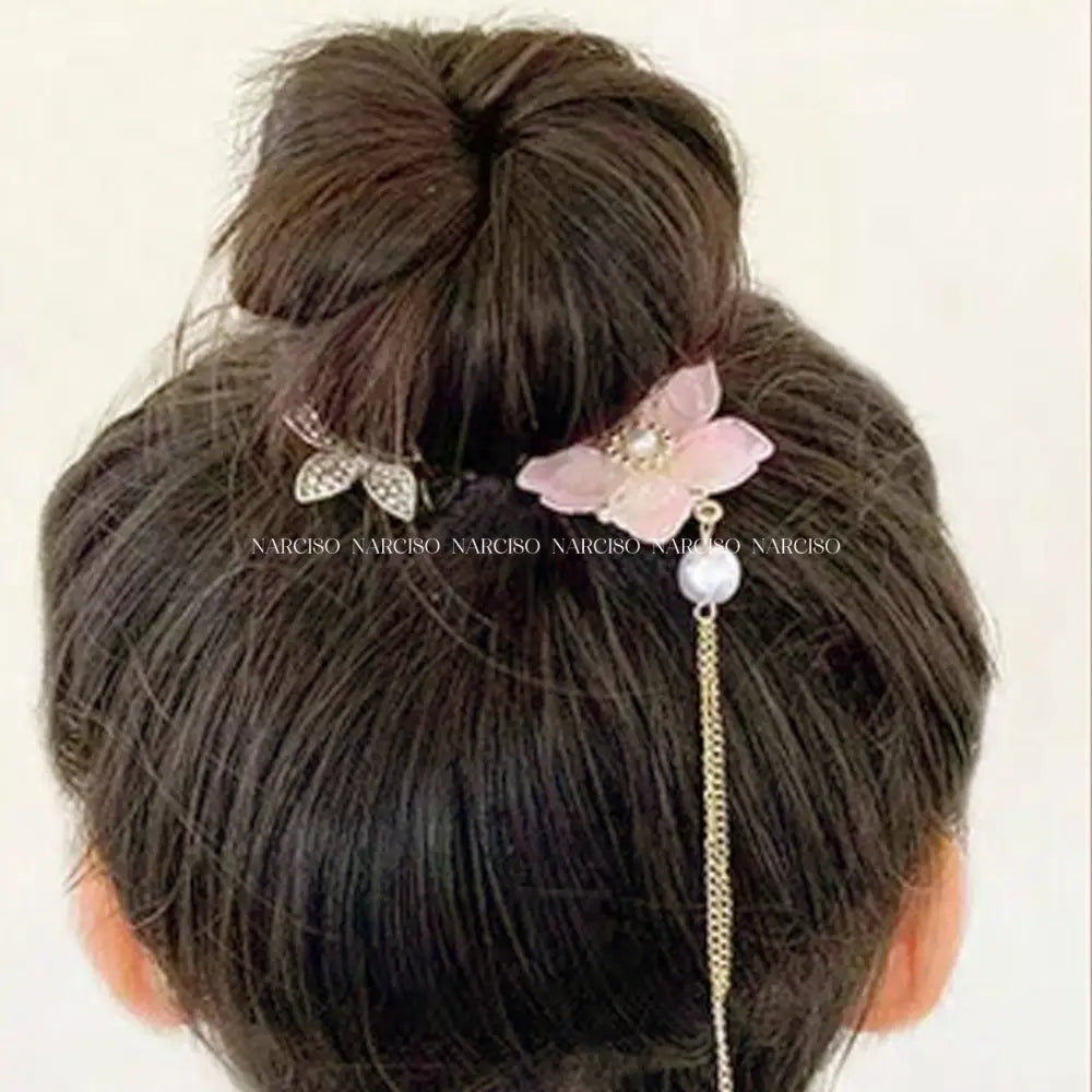 Ganchito De Perlas Con Flores Cabello