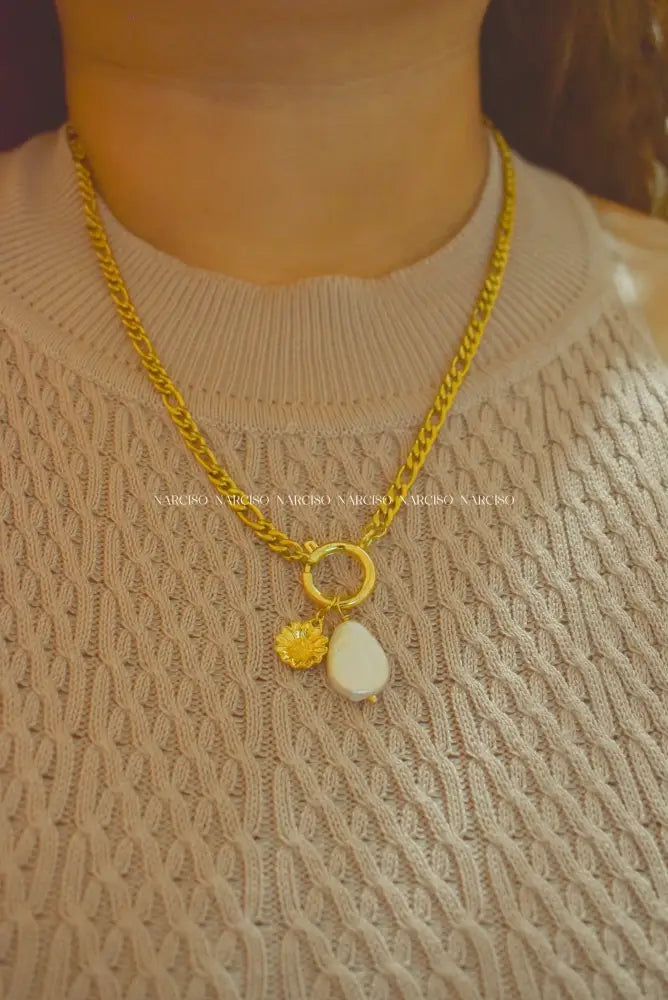 Girasol Y Perla Collar