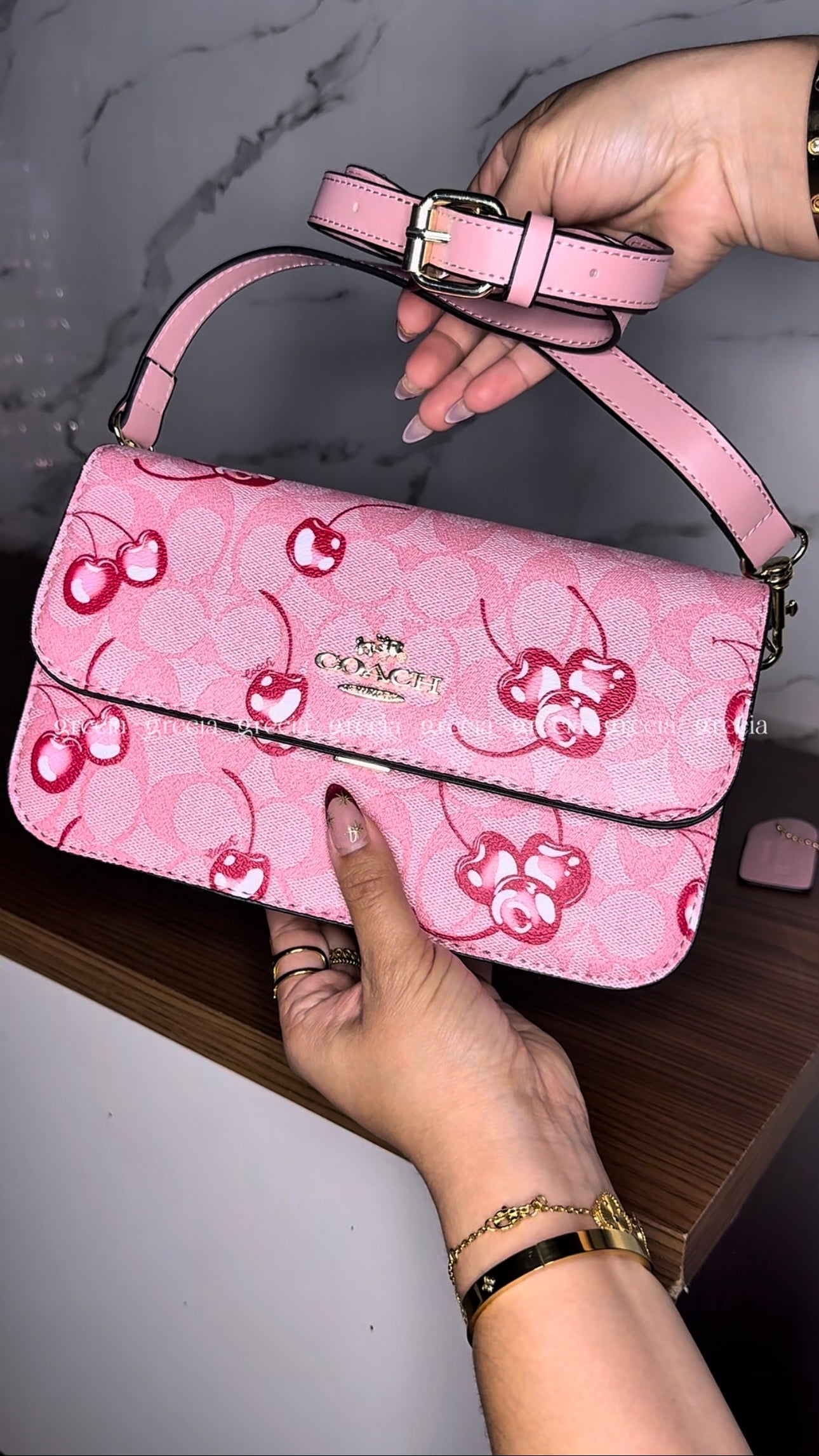 Coach Nolita Cherry rosa