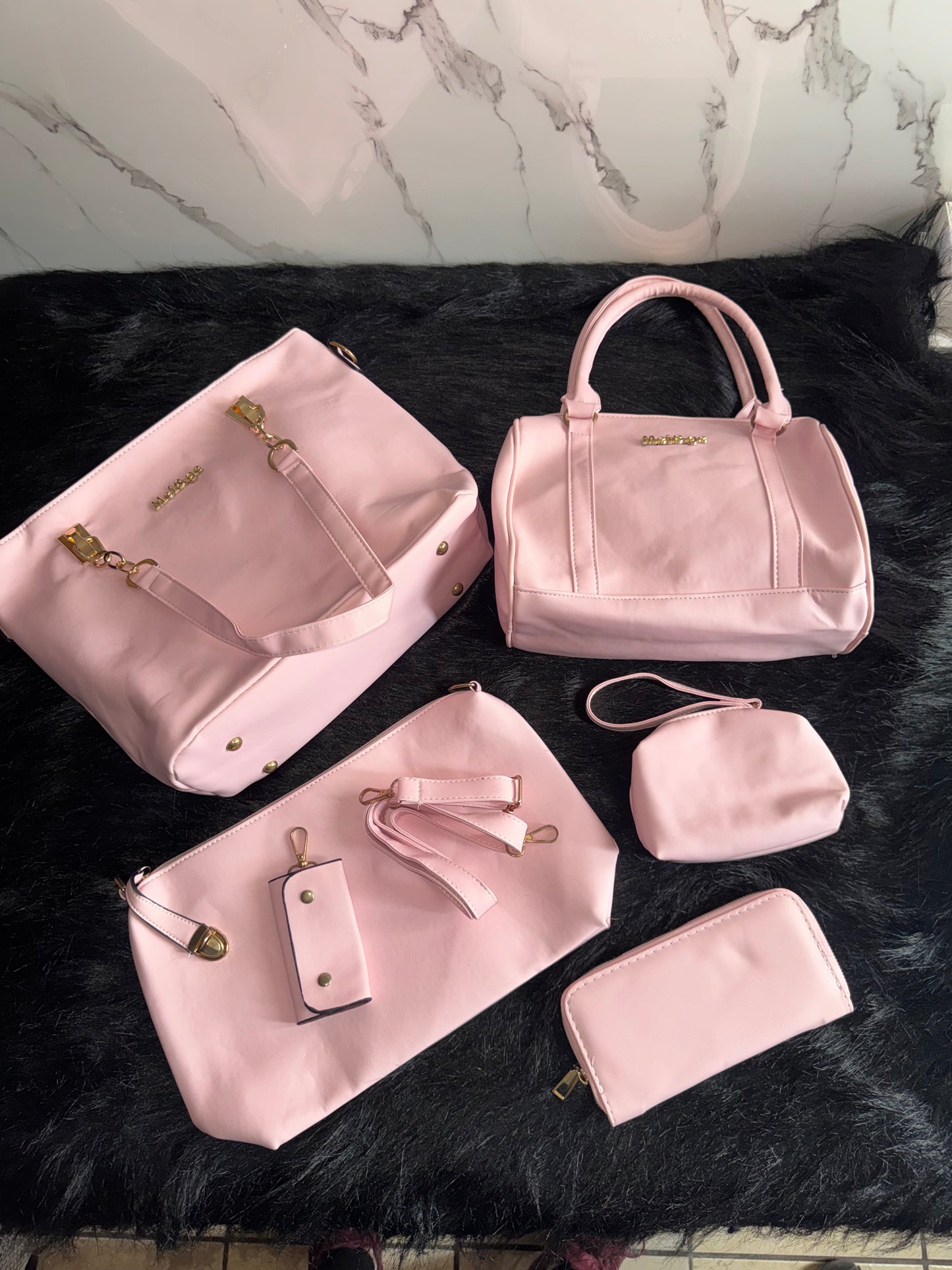 Set de bolsos color rosa