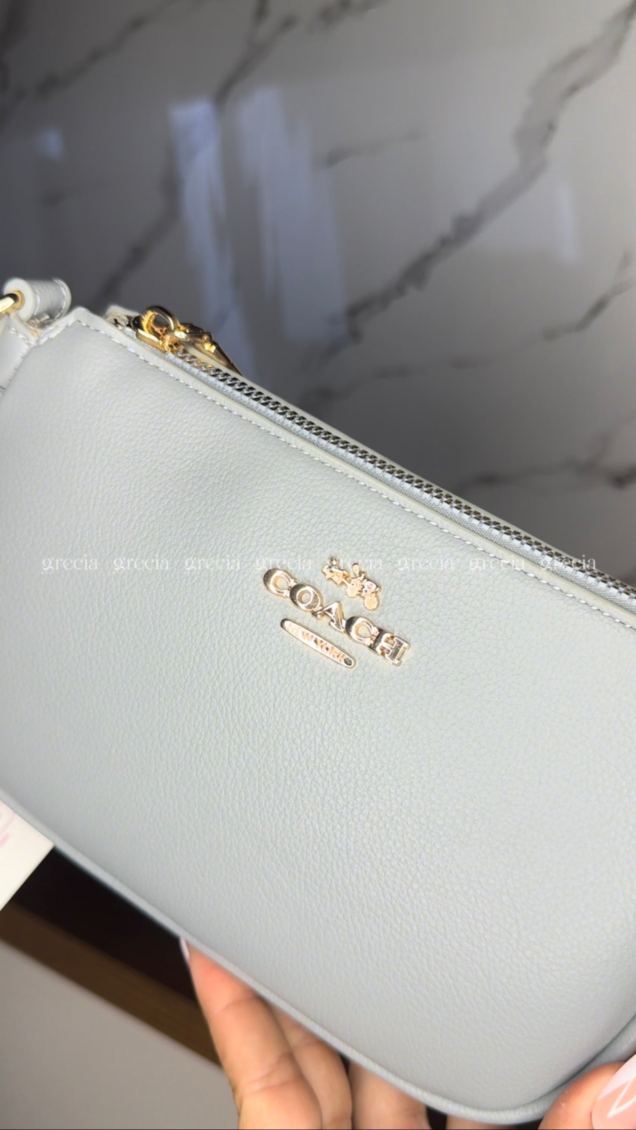 Coach Nolita gris