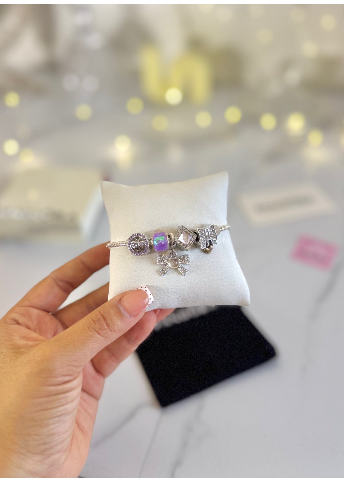 Pandora Lila