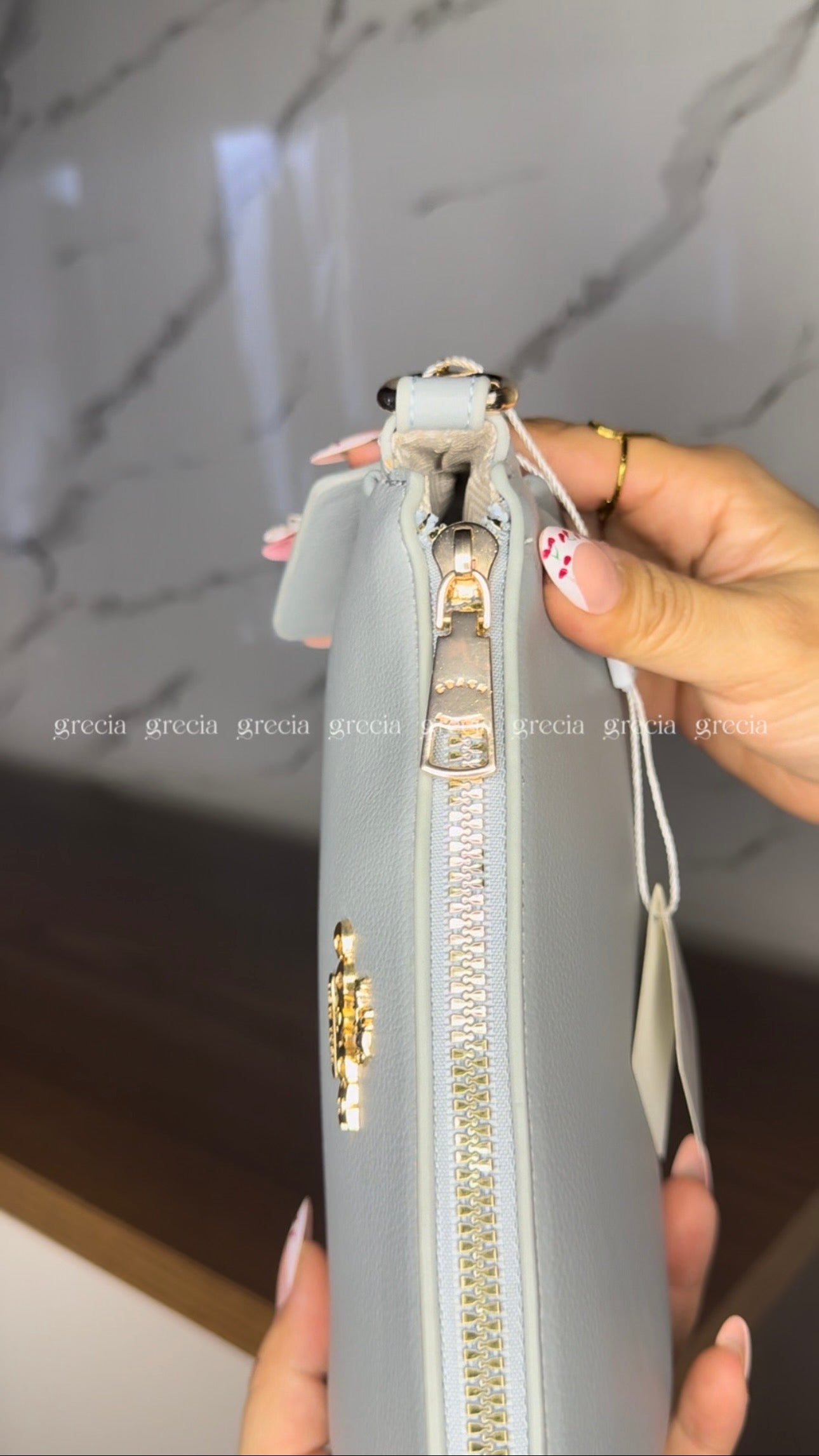 Coach Nolita gris