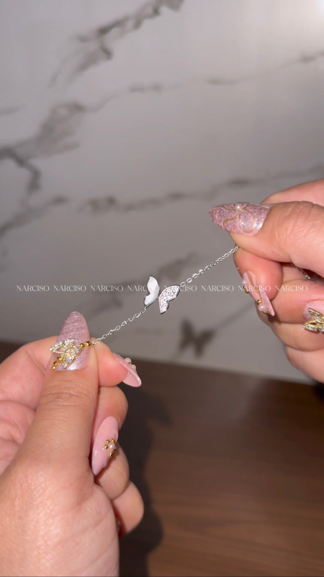 Collar y pulsera mariposas plateado