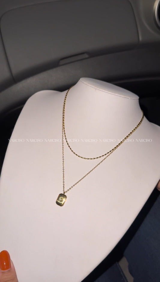 Collar doble con dije