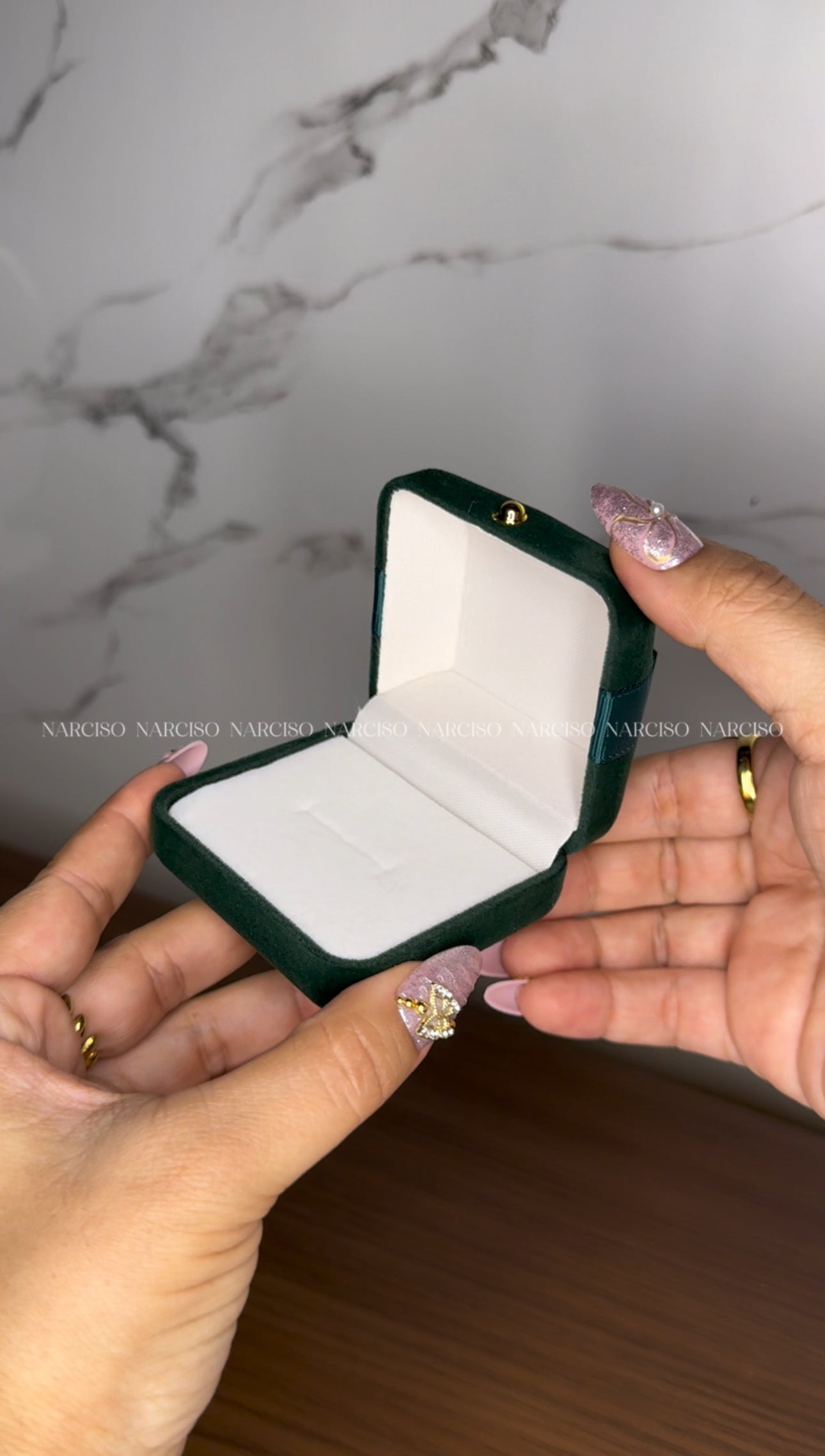 Joyero verde para anillo o aretes