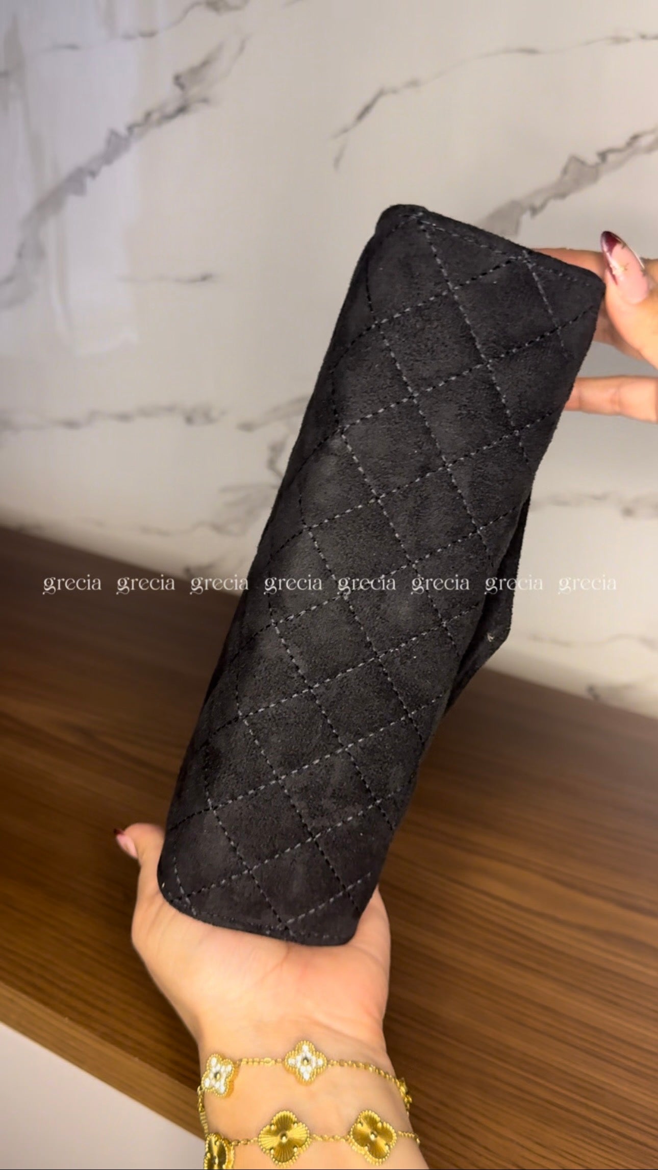 YSL negra con dorado