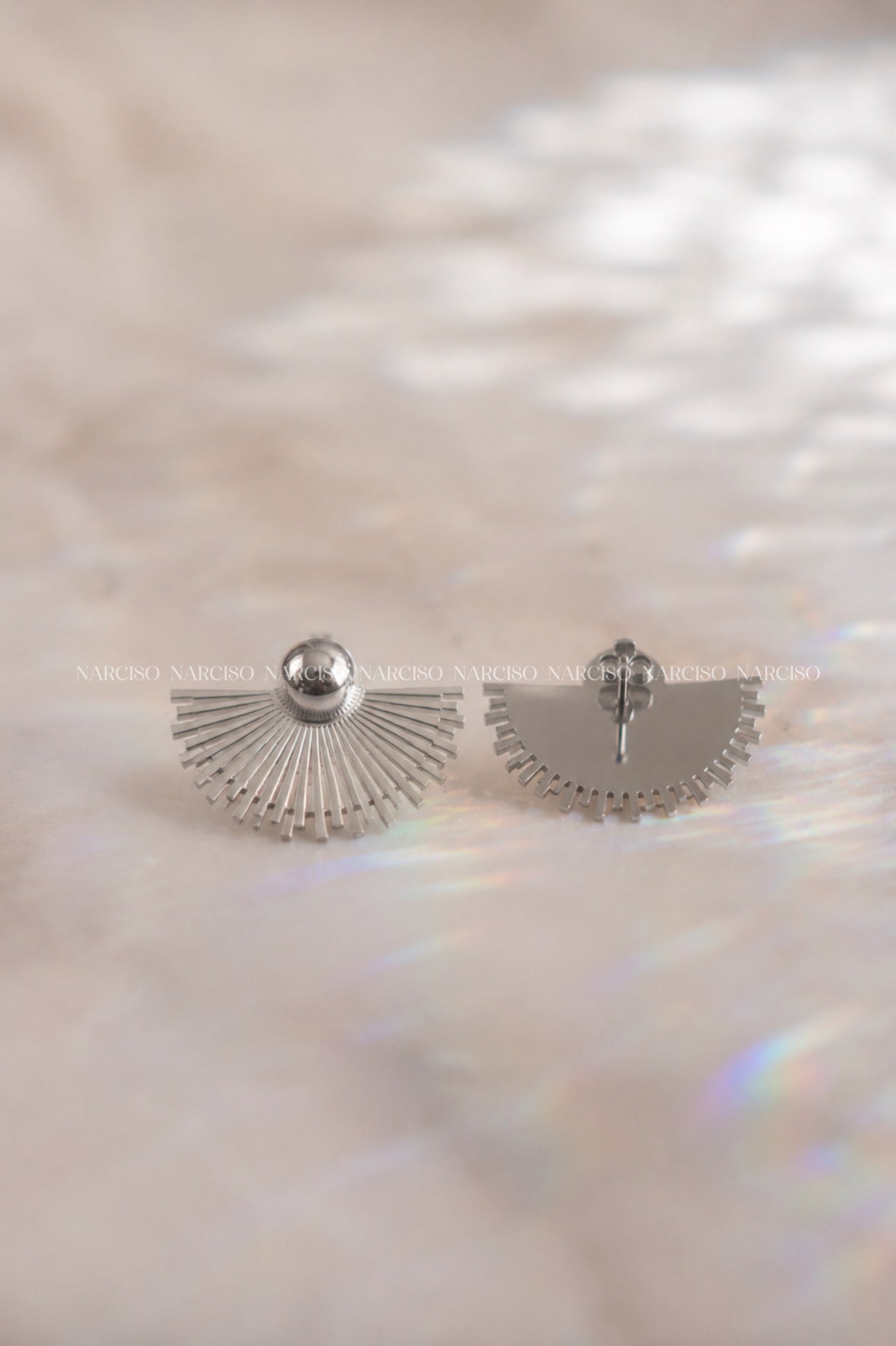 Aretes plateados