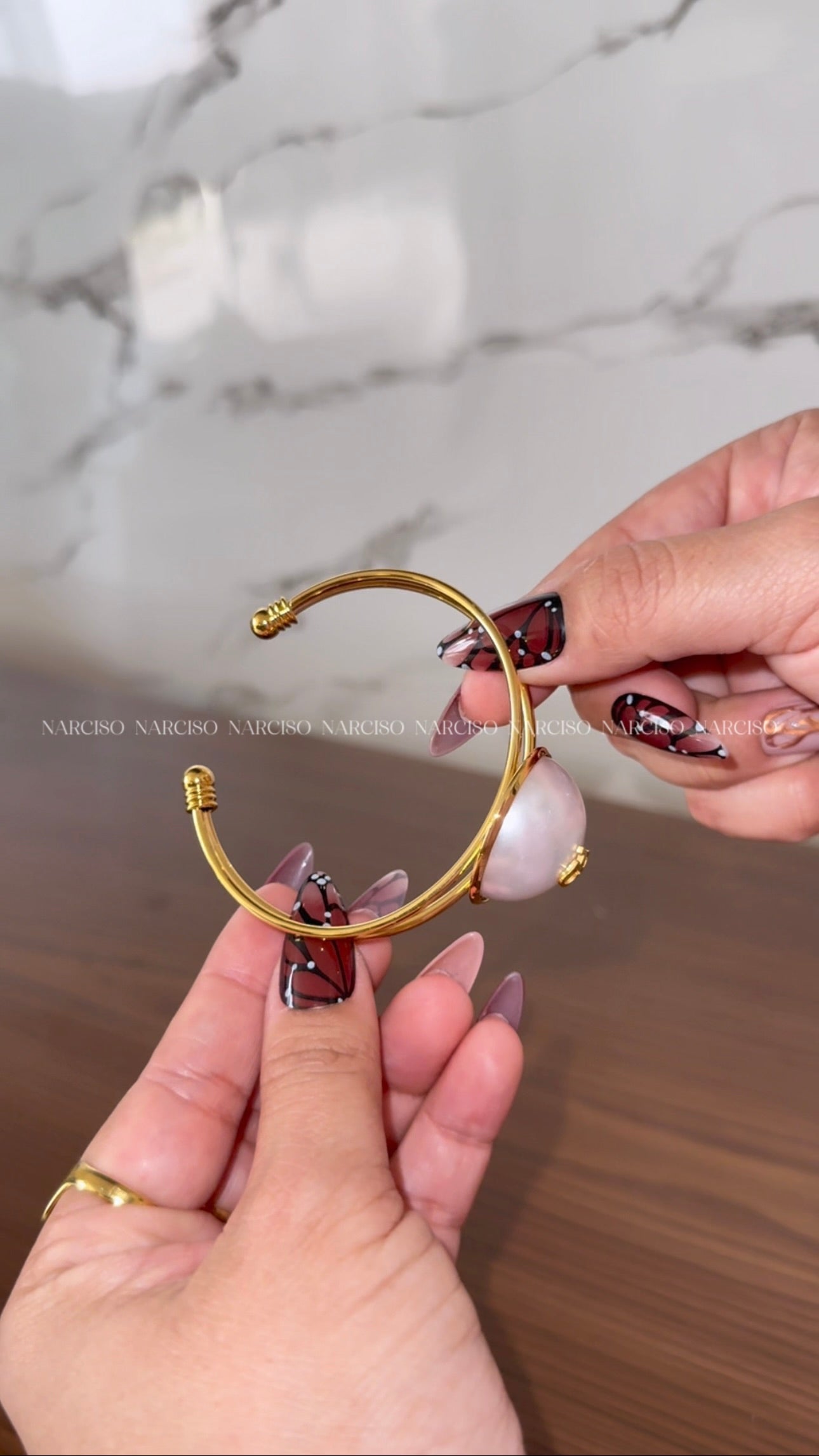 Brazalete Carolina Herrera