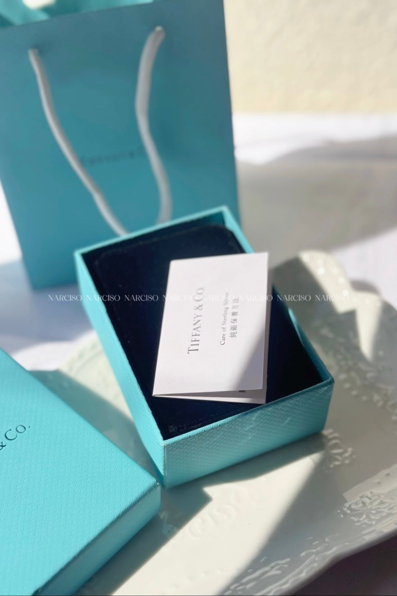 Aretes Tiffany corazón rojo