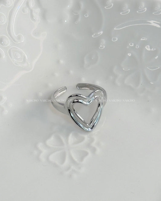 Anillo corazón plateado con caja