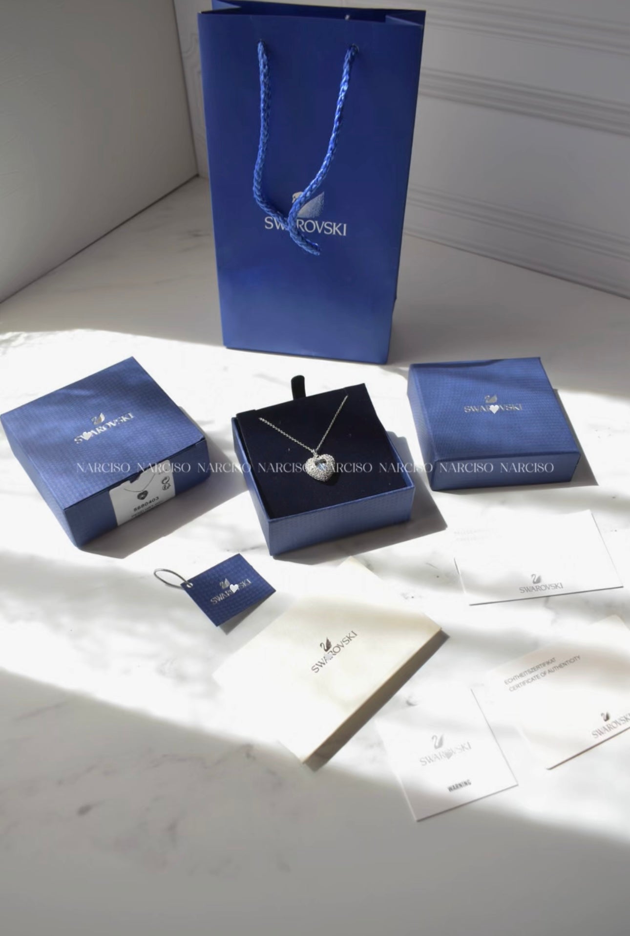 Corazón plateado Swarovski