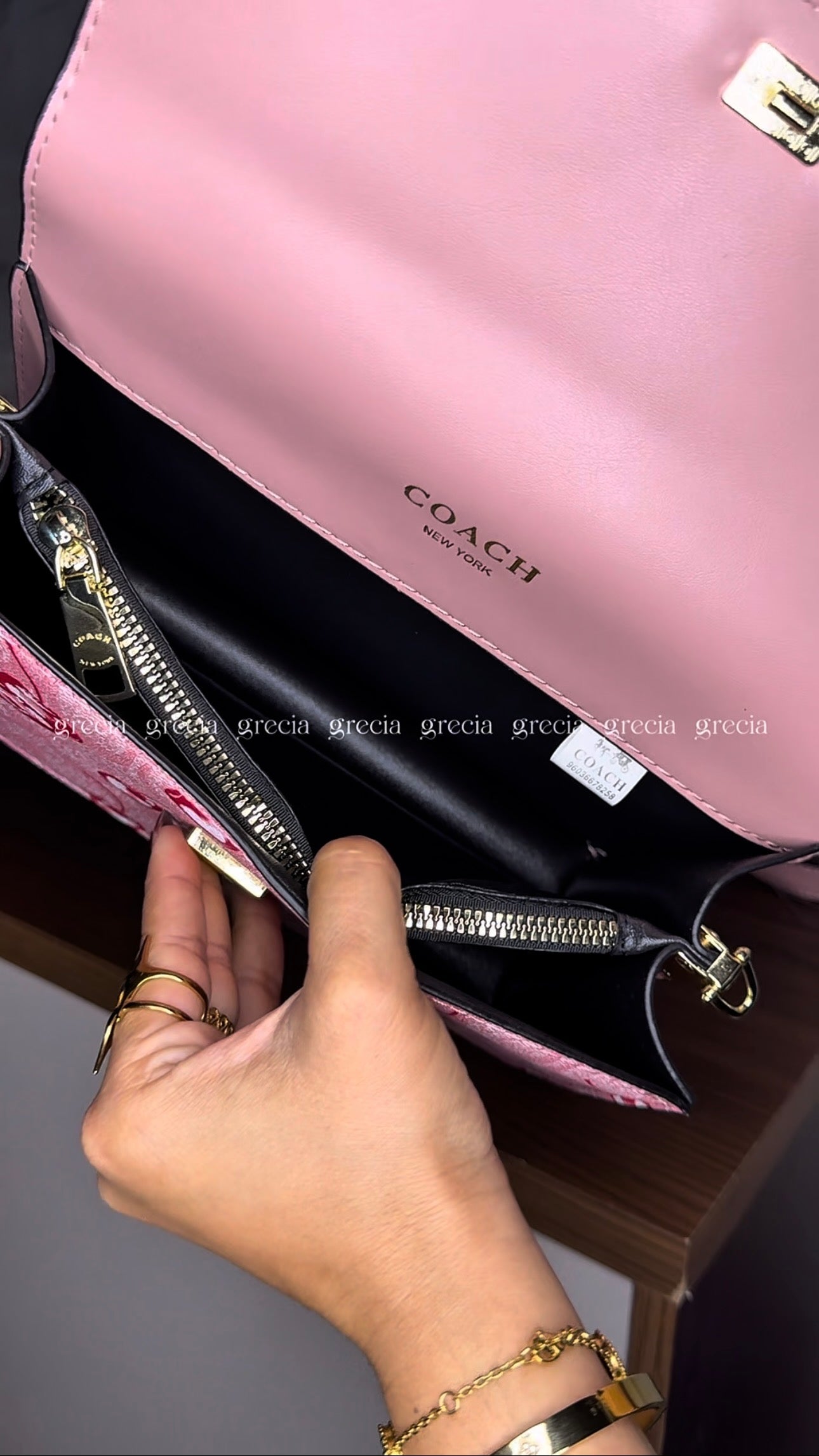 Coach Nolita Cherry rosa