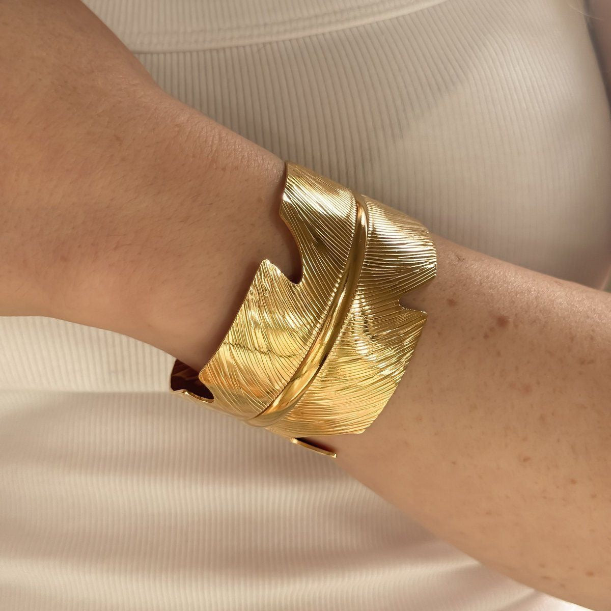 Brazalete pluma