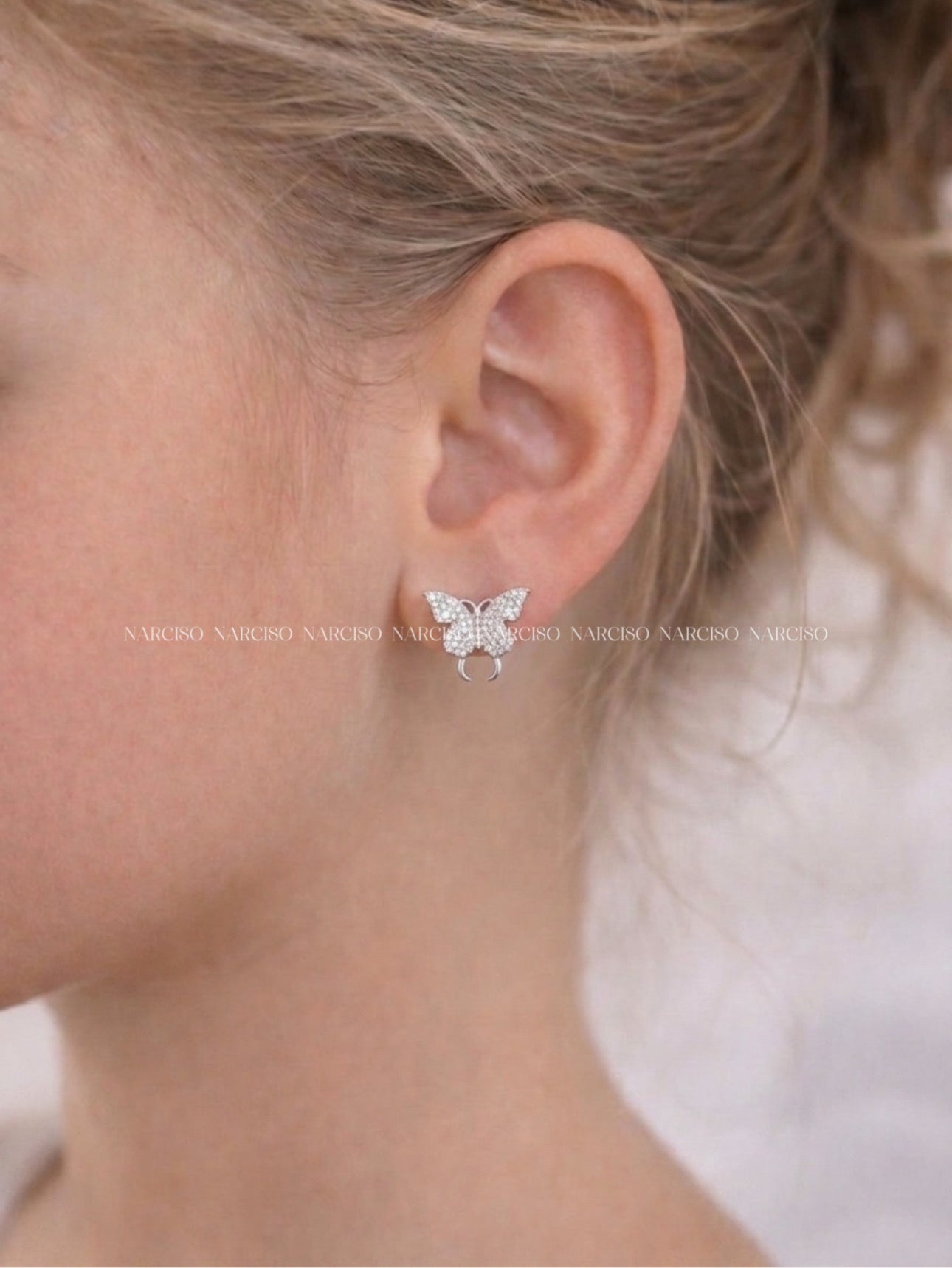 Mariposas plateadas