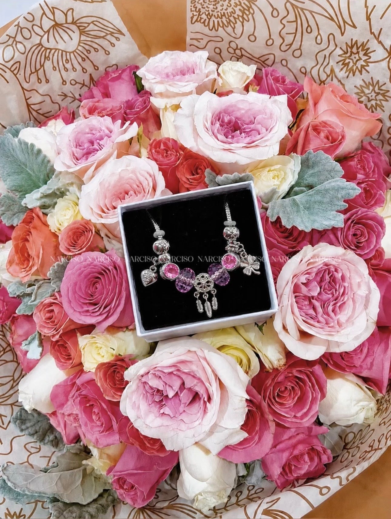 Pulsera con charms