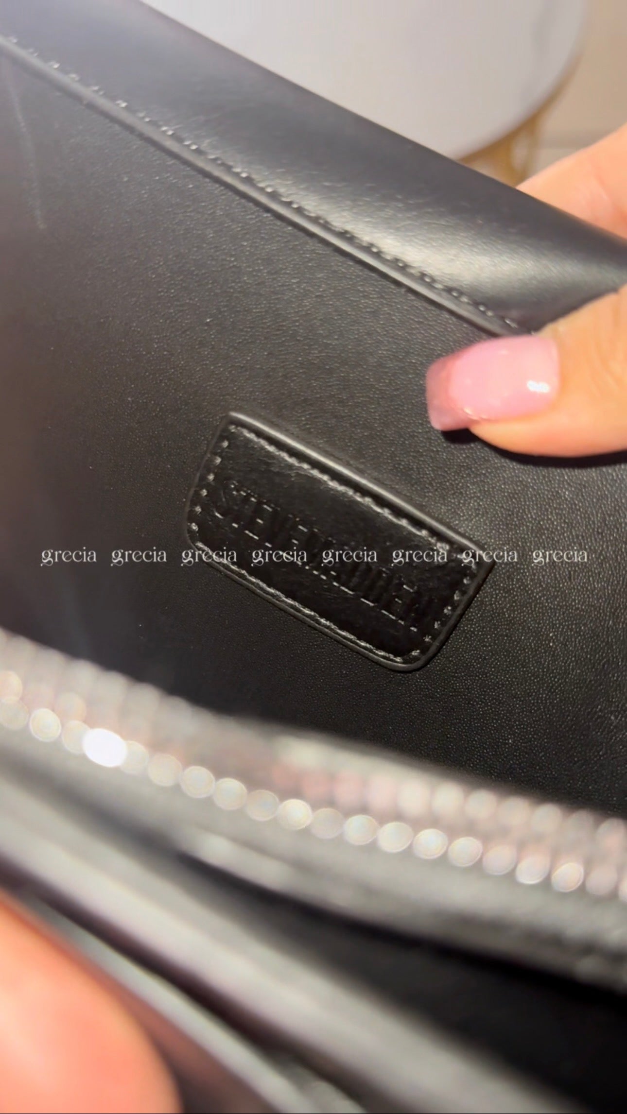 Steve Madden negra con plateado