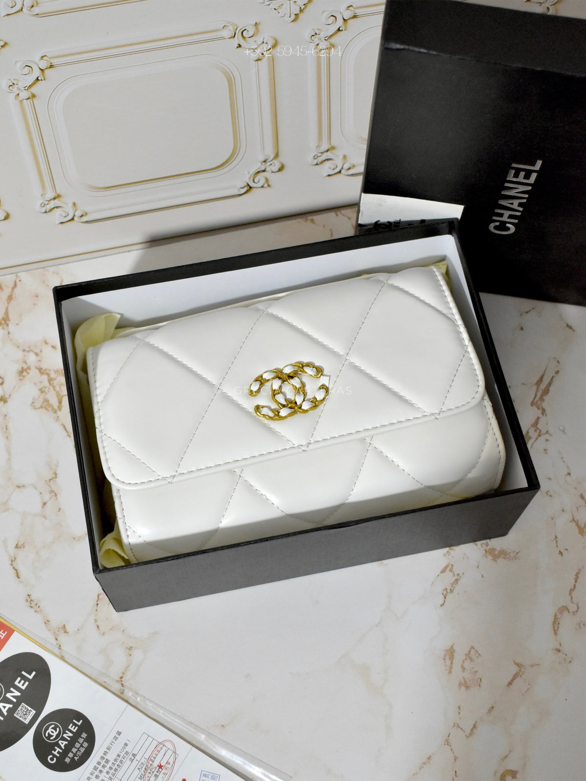 Chanel blanca