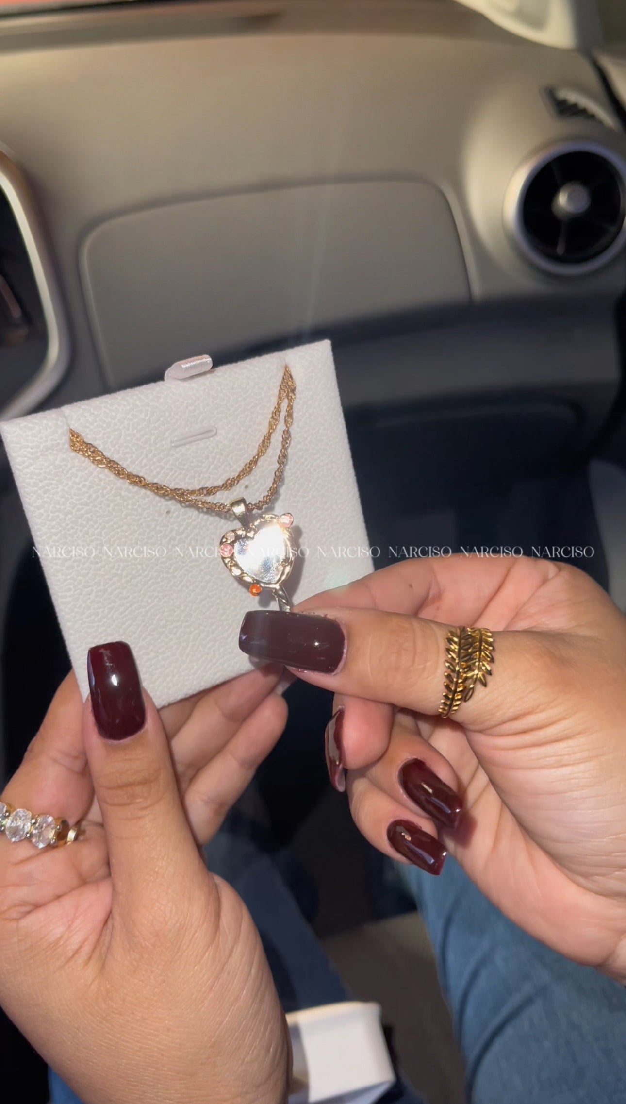 Collar espejo dorado Barbie