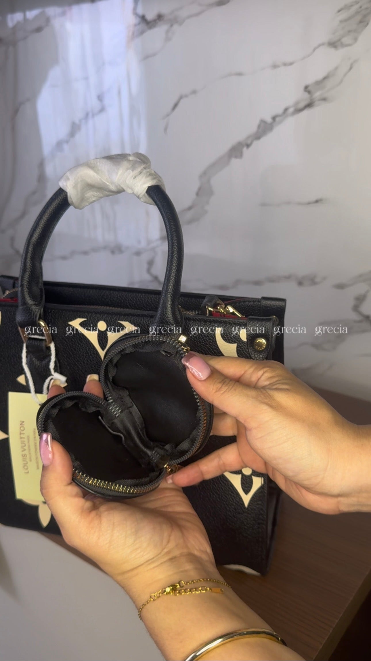 LV negra