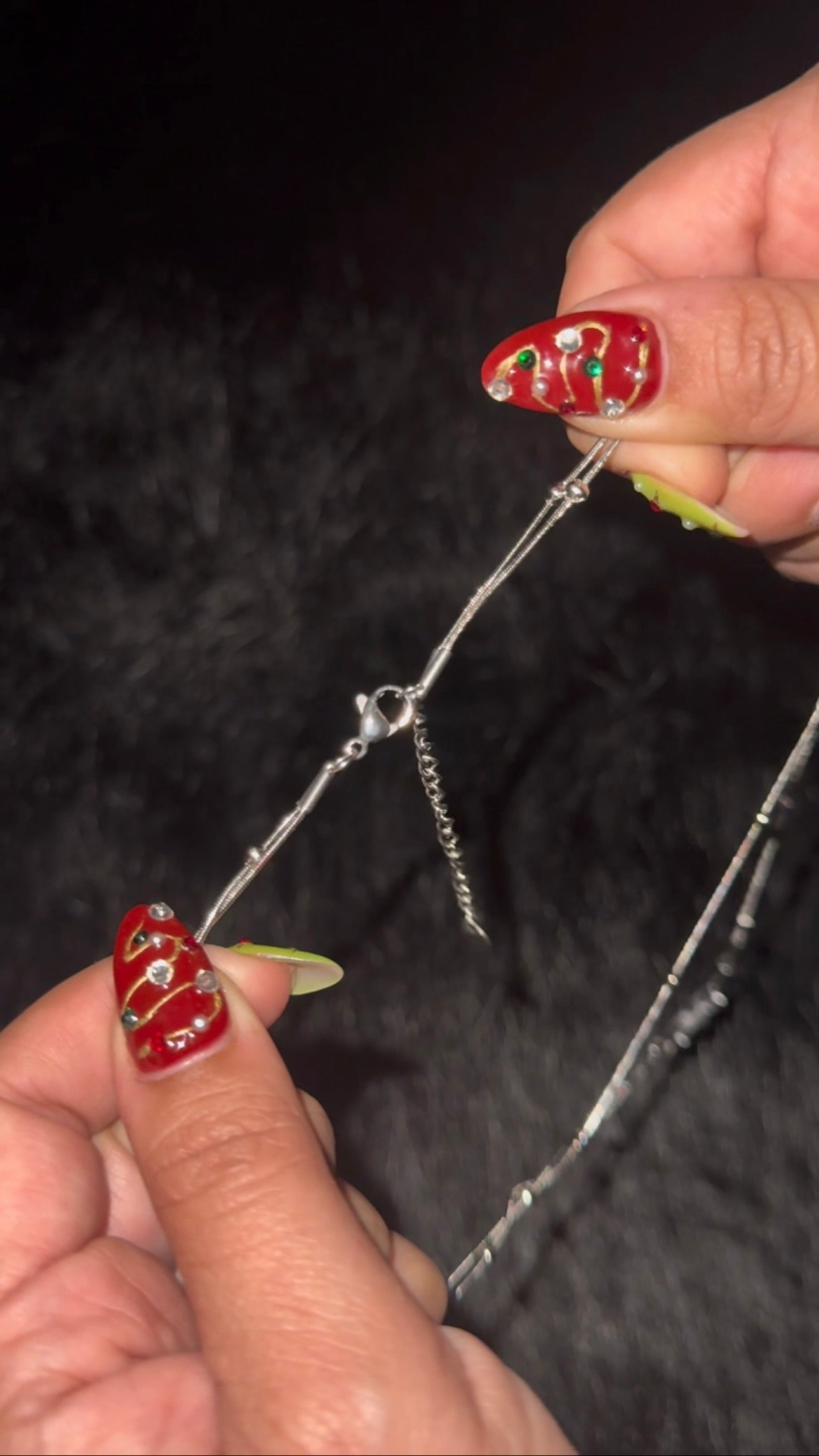 Collar doble con mariposa y aretes
