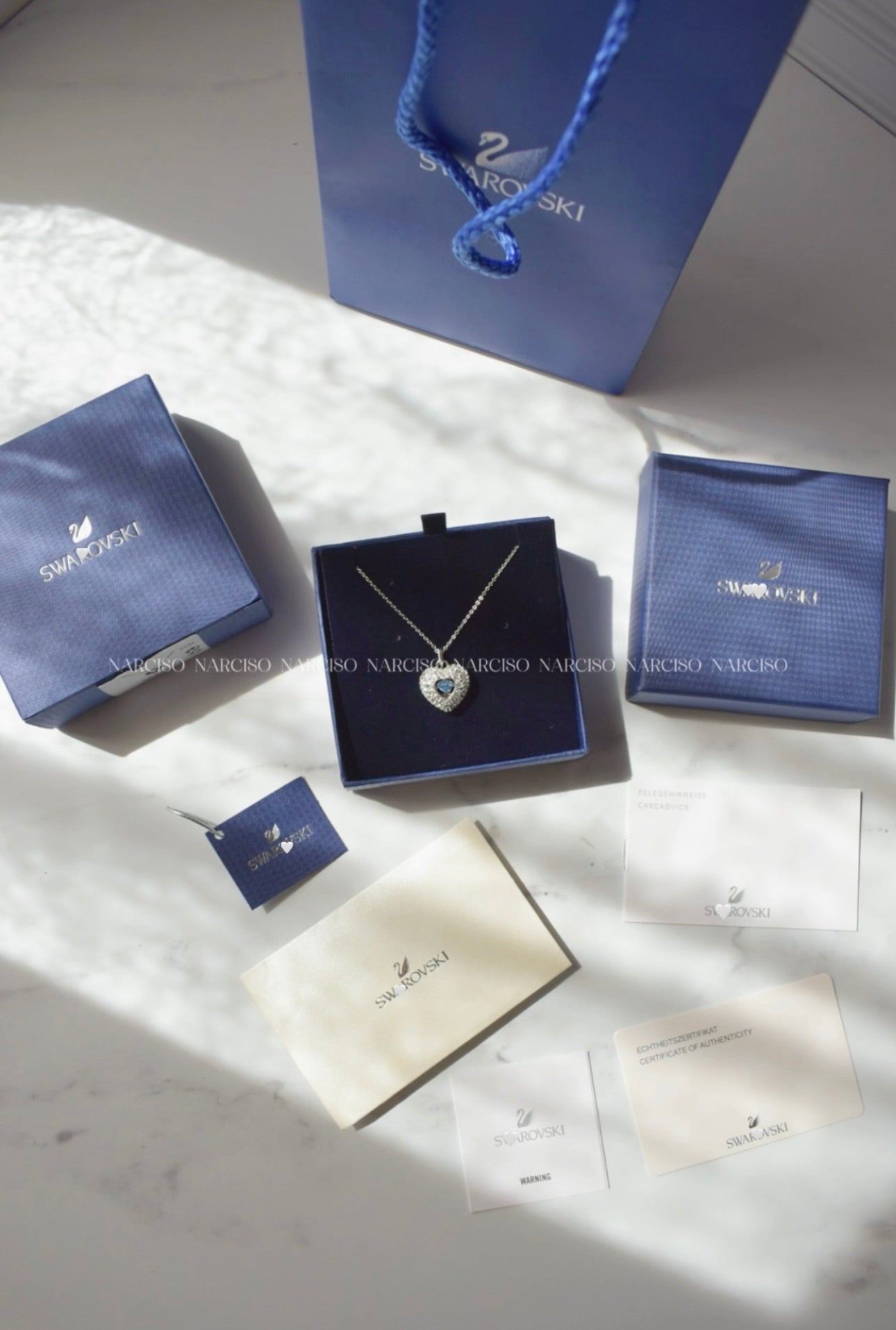 Corazón plateado Swarovski