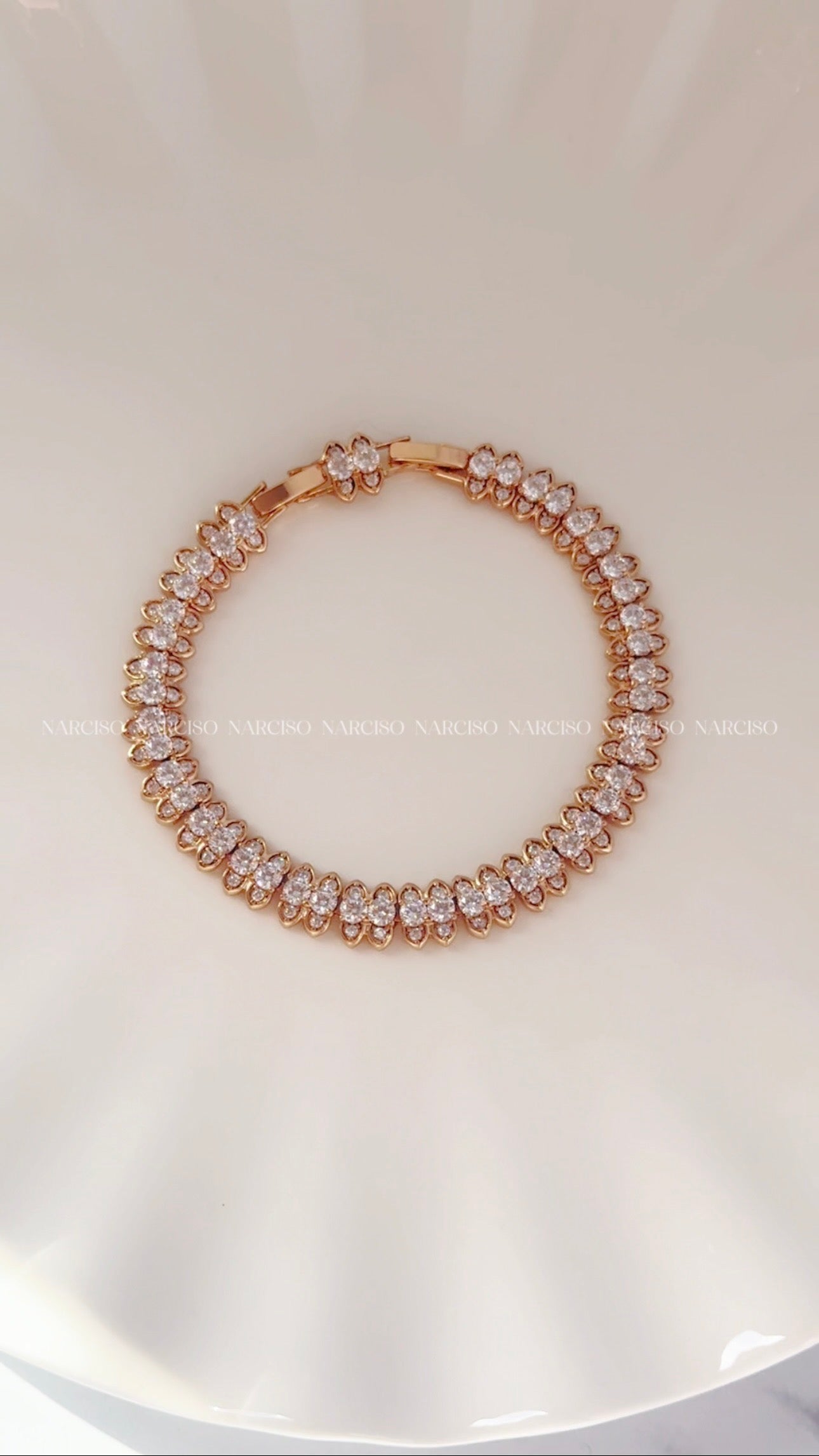 Brazalete dorado brilloso