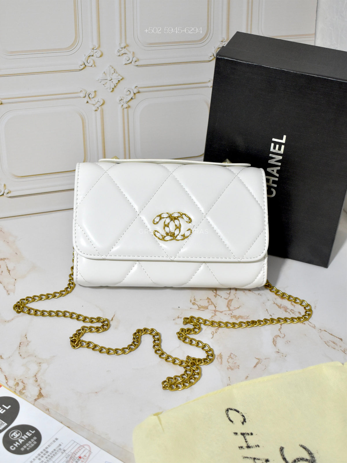 Chanel blanca