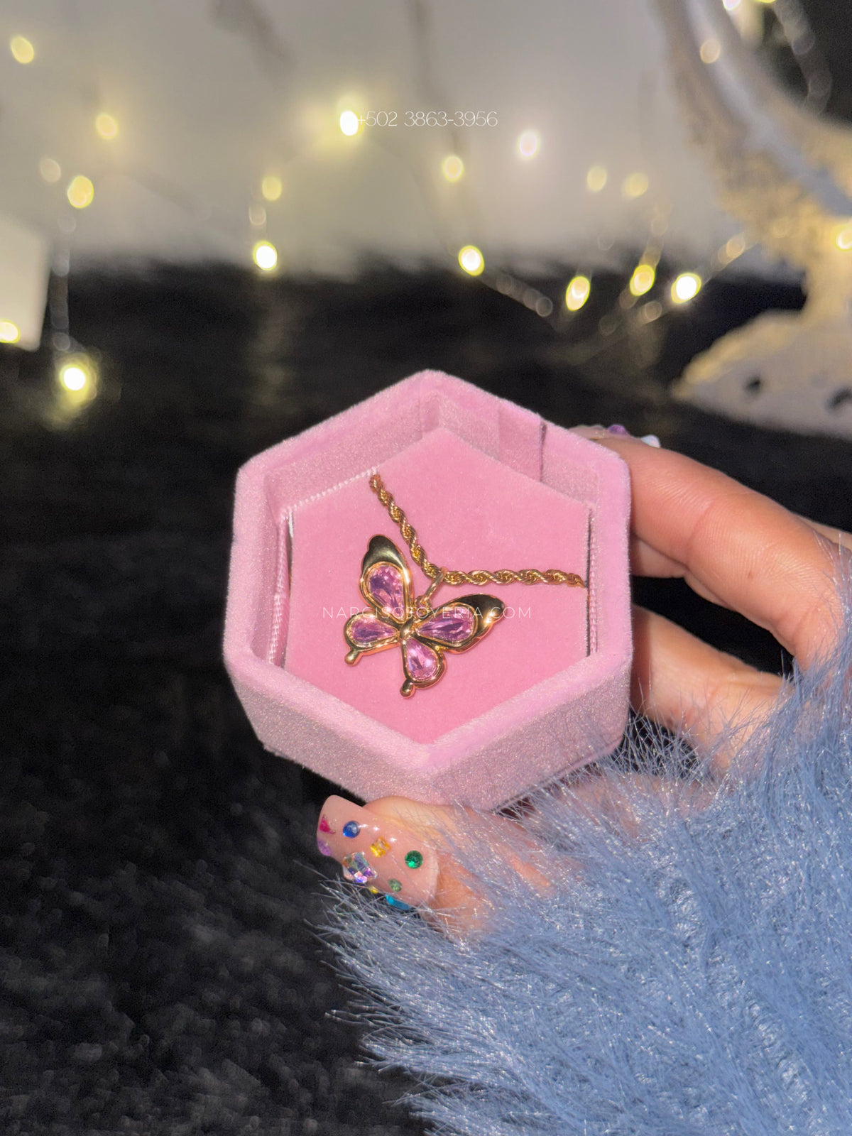 Mariposa rosa