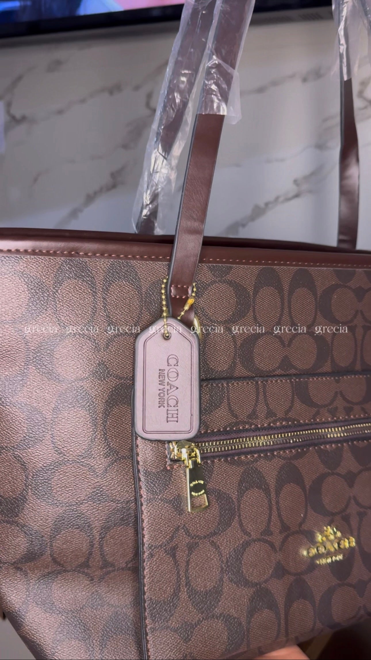 Coach chocolate XL
