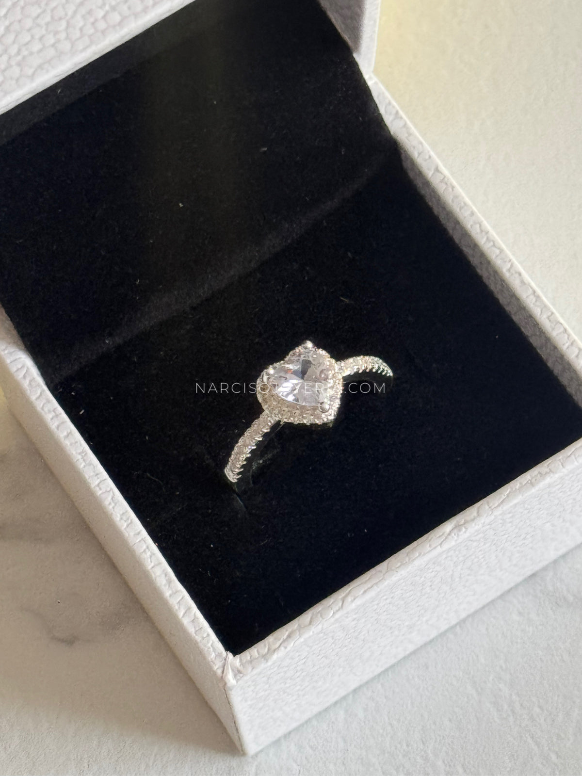 Anillo corazón Pandora