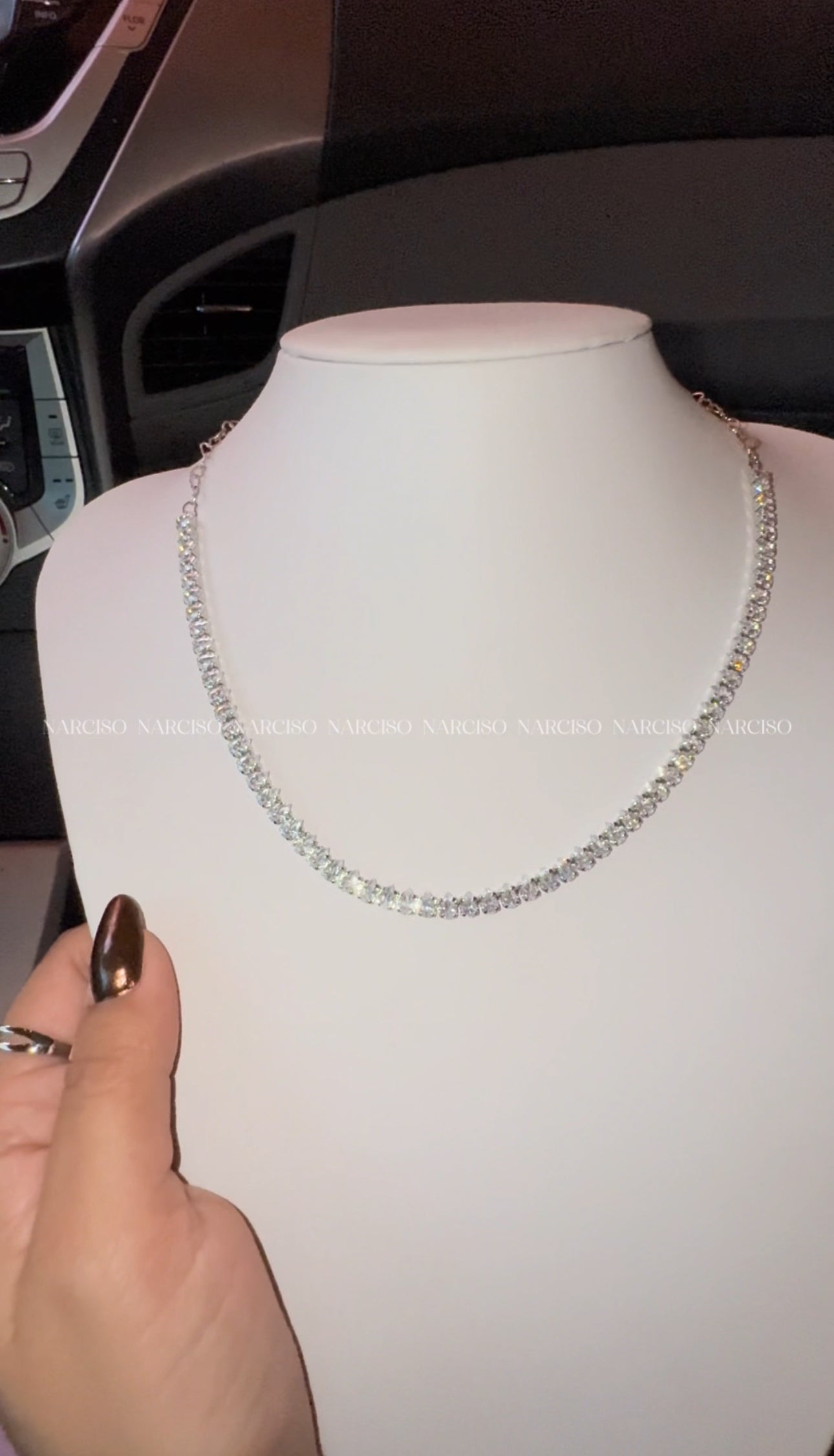 Collar circonitas