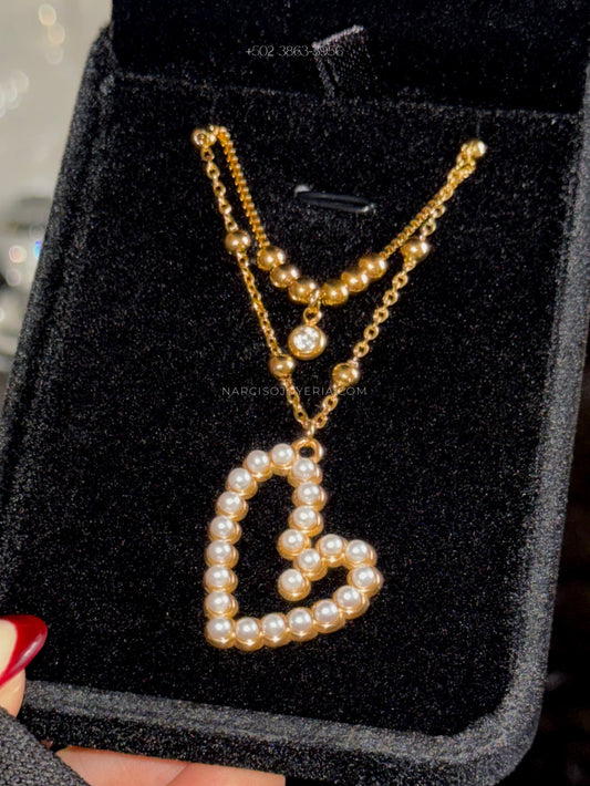 Collar doble de corazón y perlas