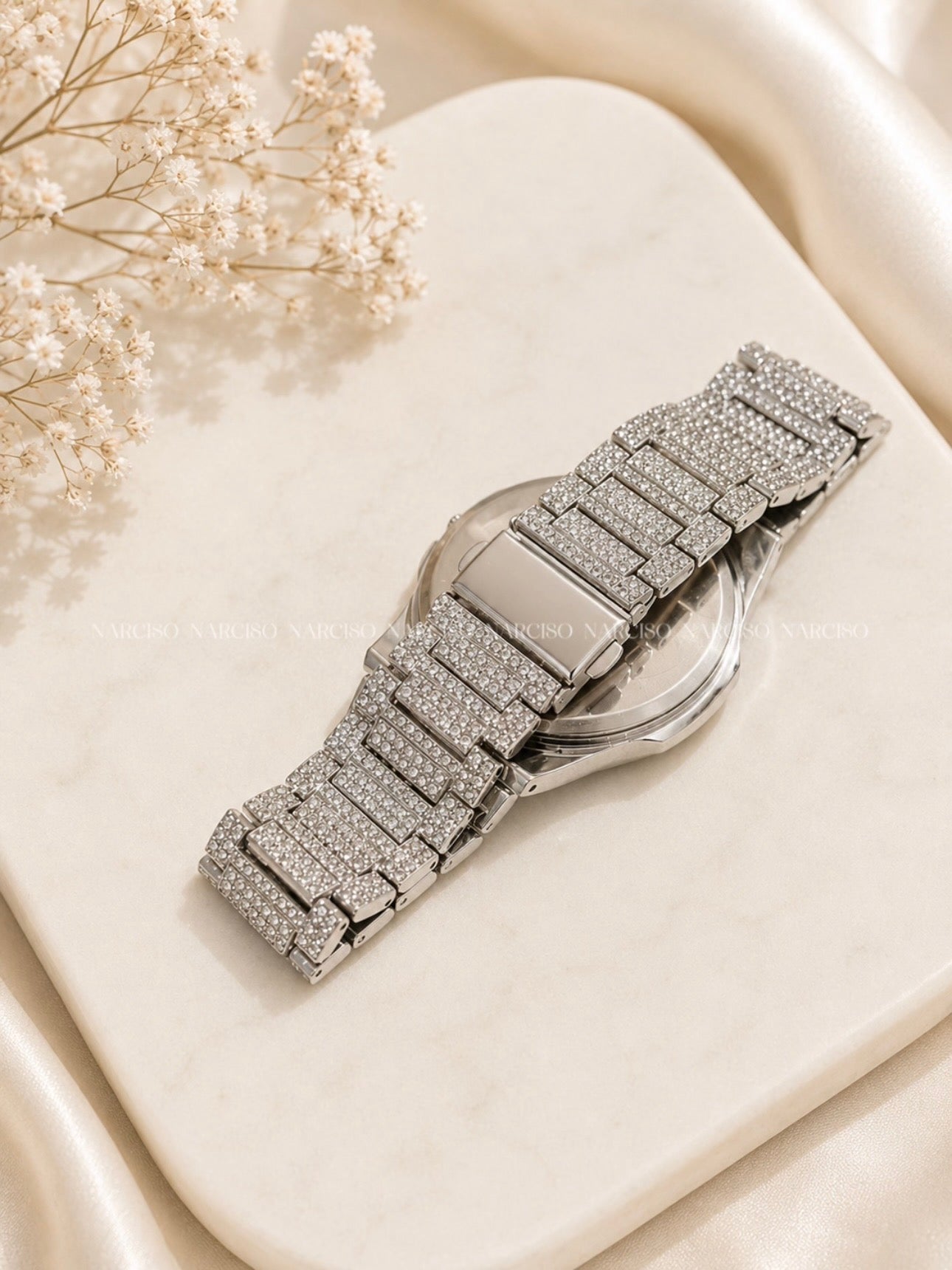 Reloj brillante