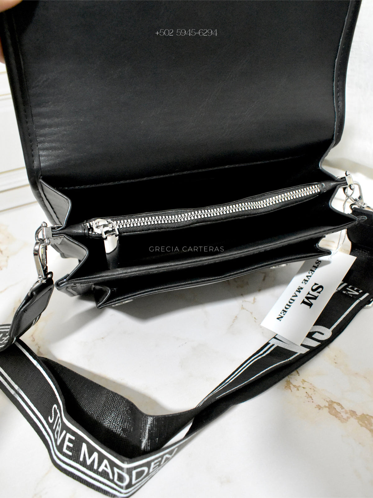 Steve Madden negra con plateado