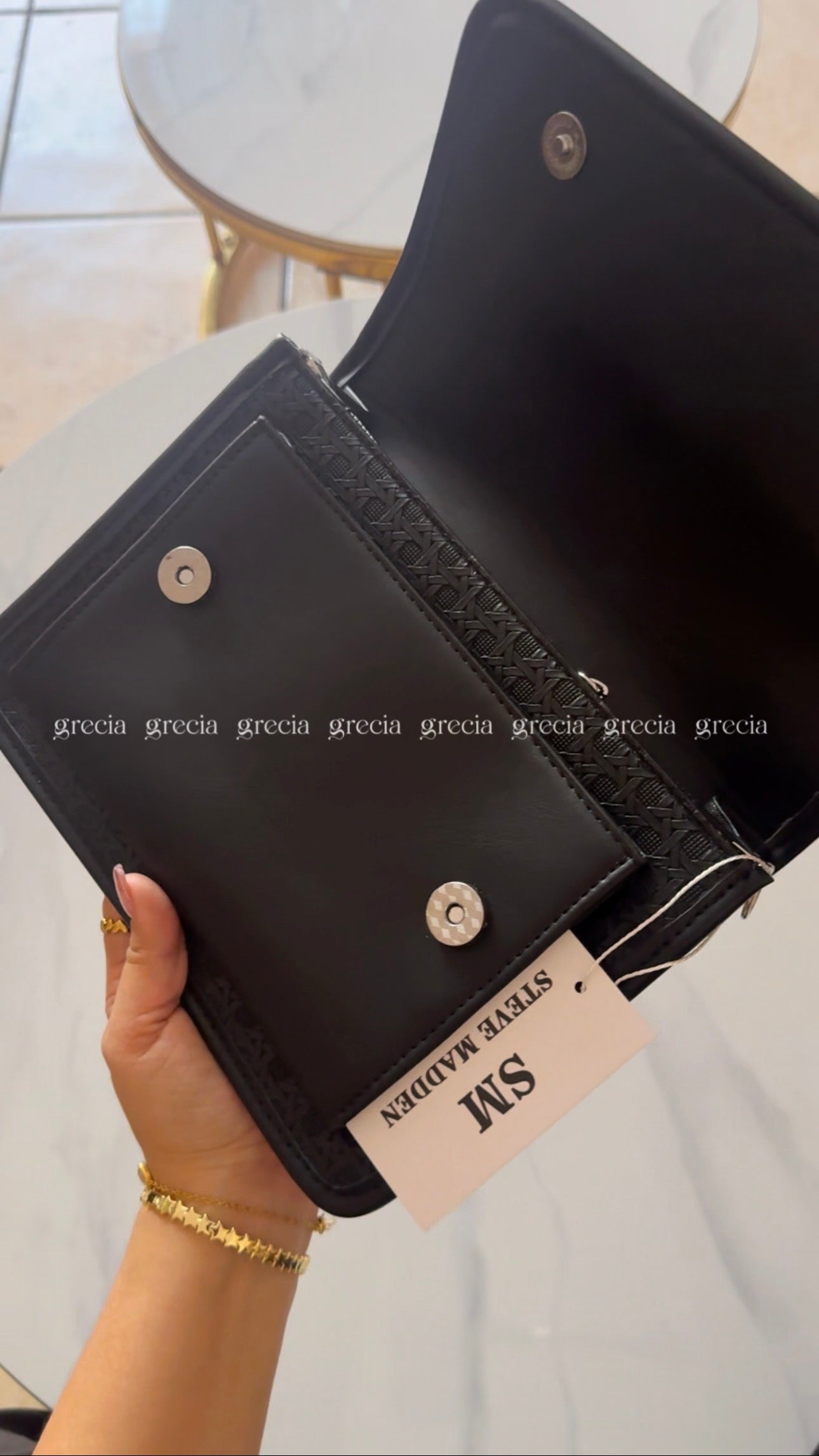 Steve Madden negra con plateado