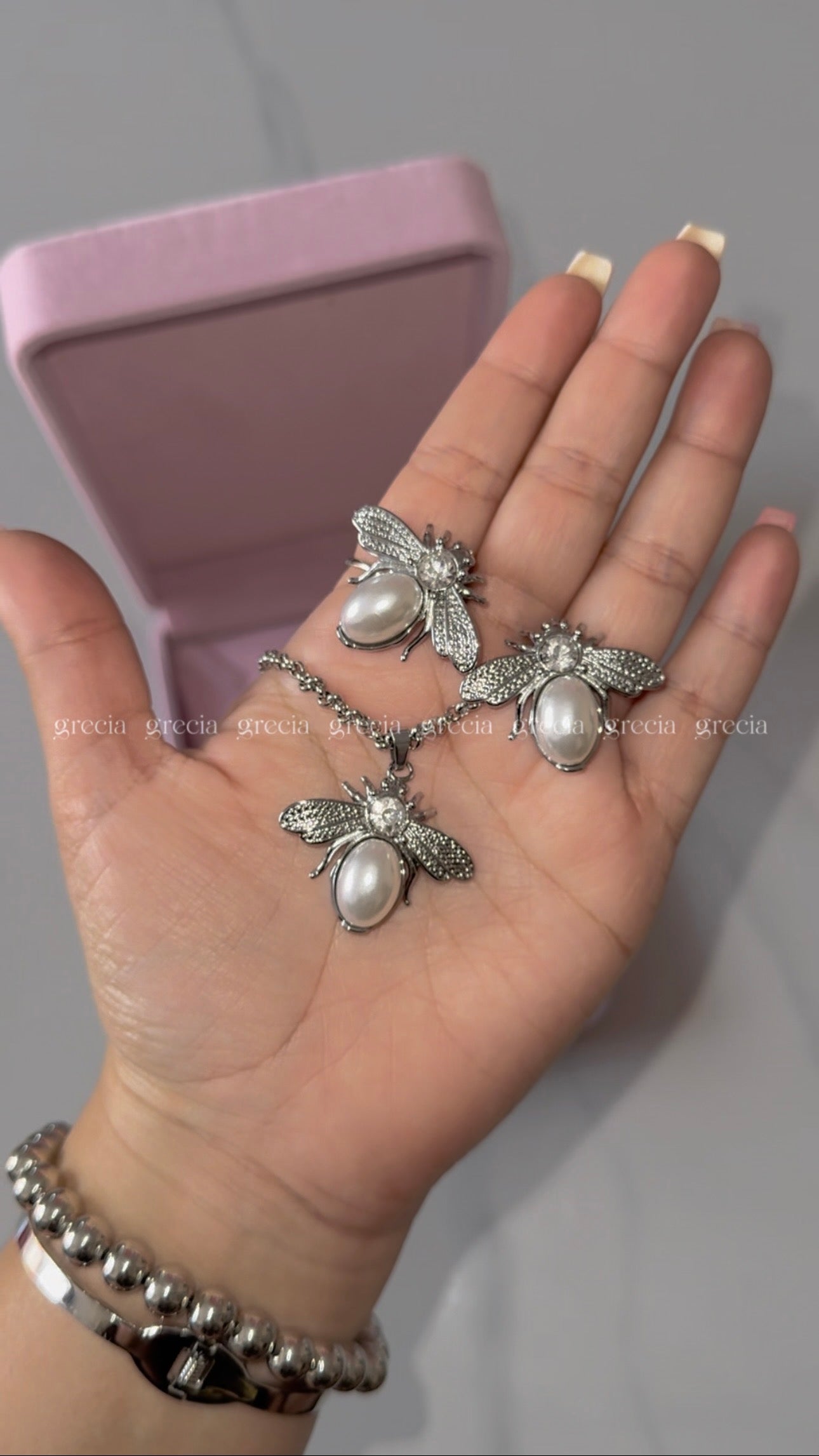 Set de abejas plateado