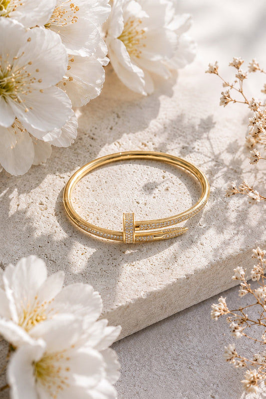 Brazalete de clavo Cartier