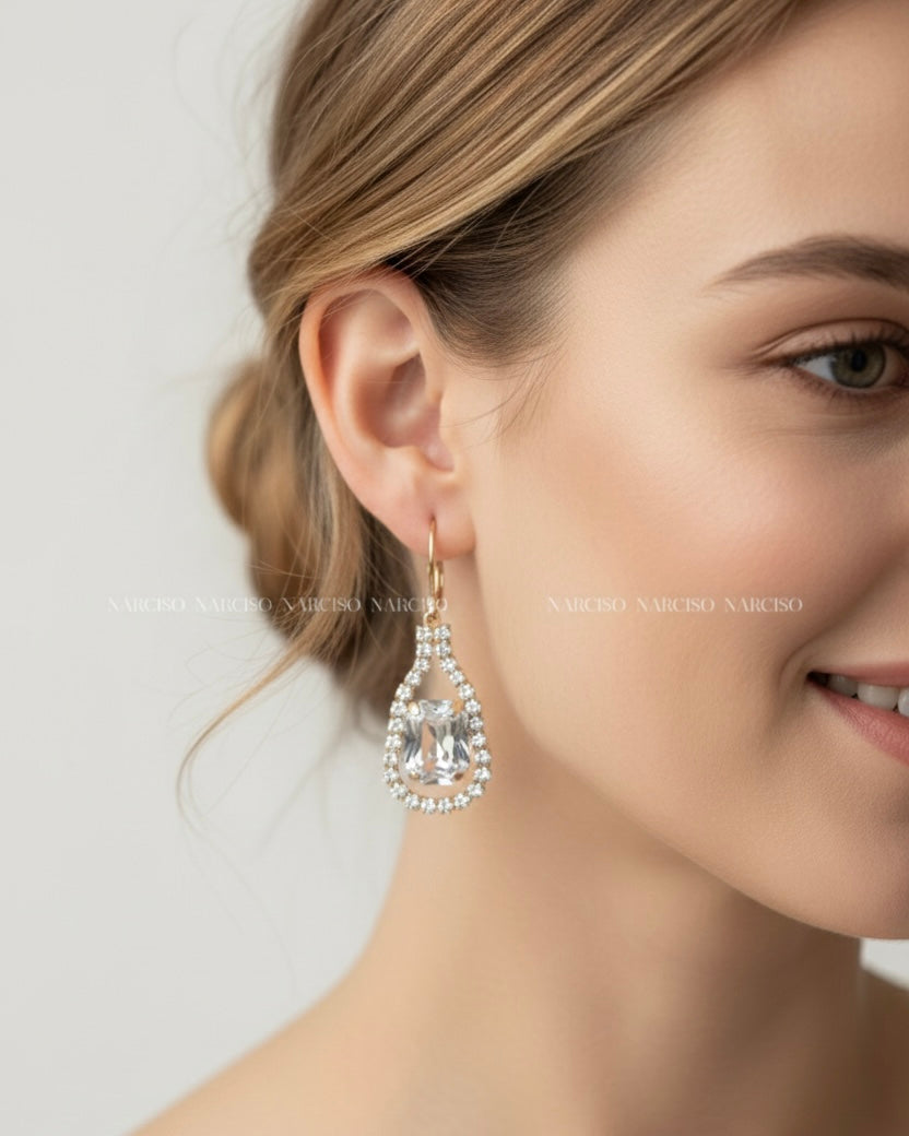 Set de aretes blancos
