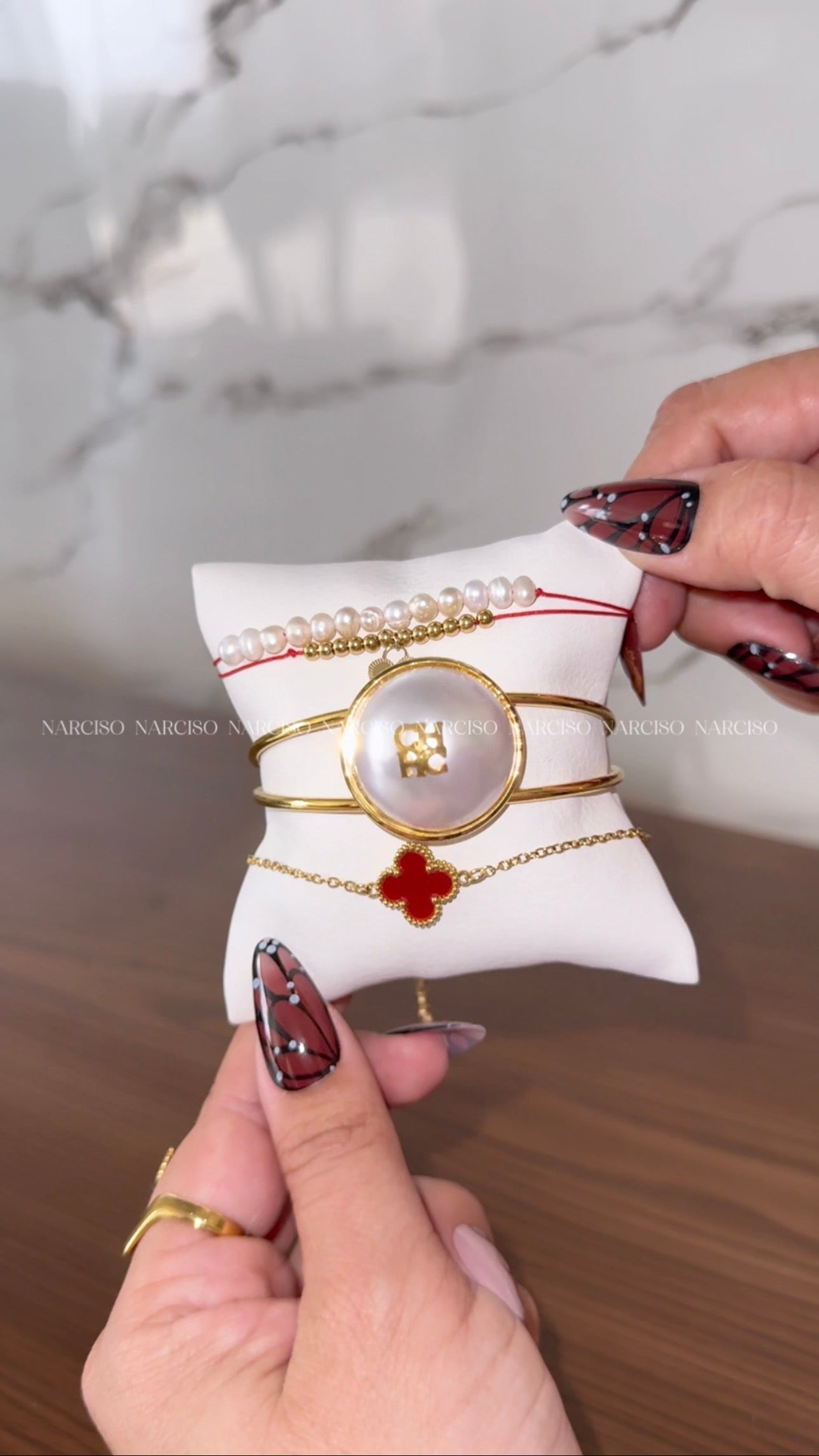 Brazalete Carolina Herrera