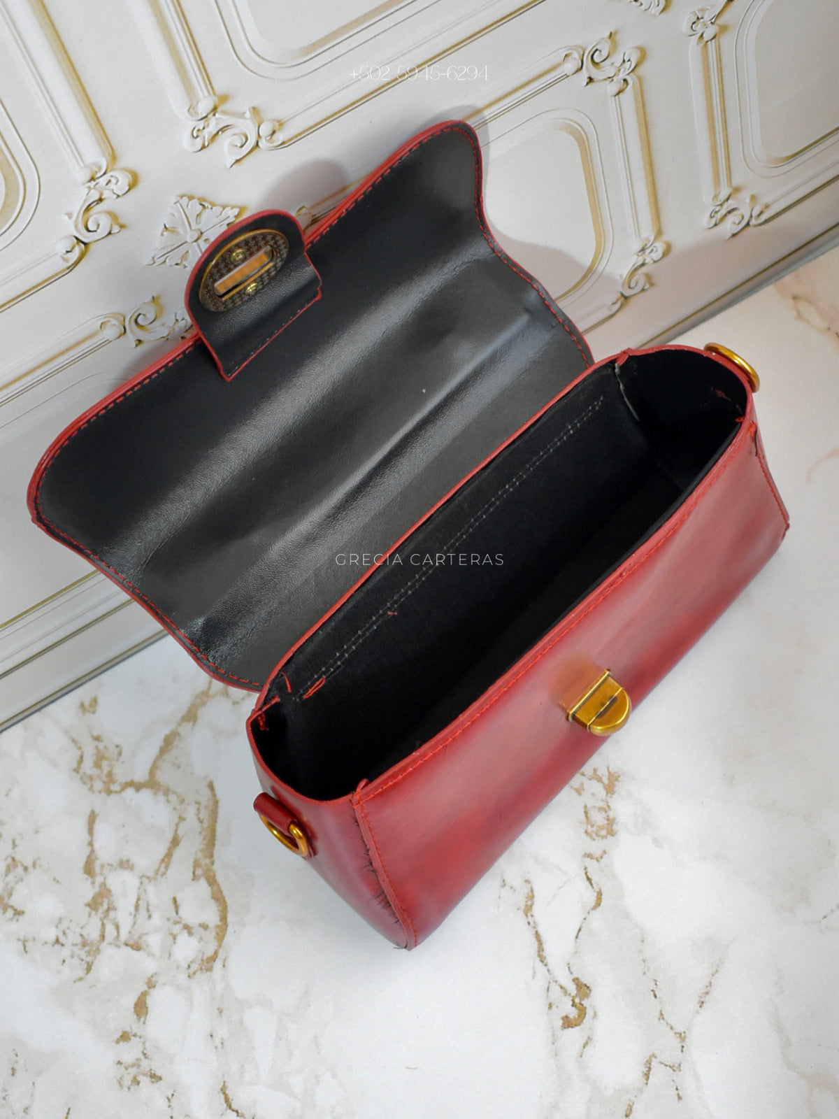 Bolso corinto