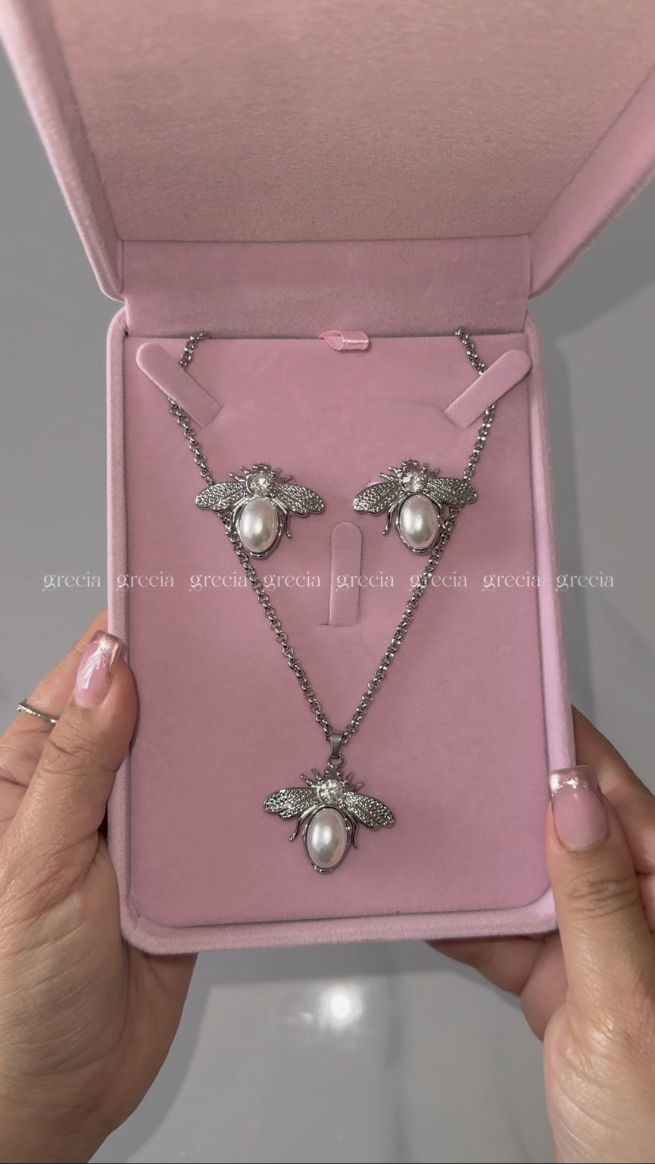 Set de abejas plateado